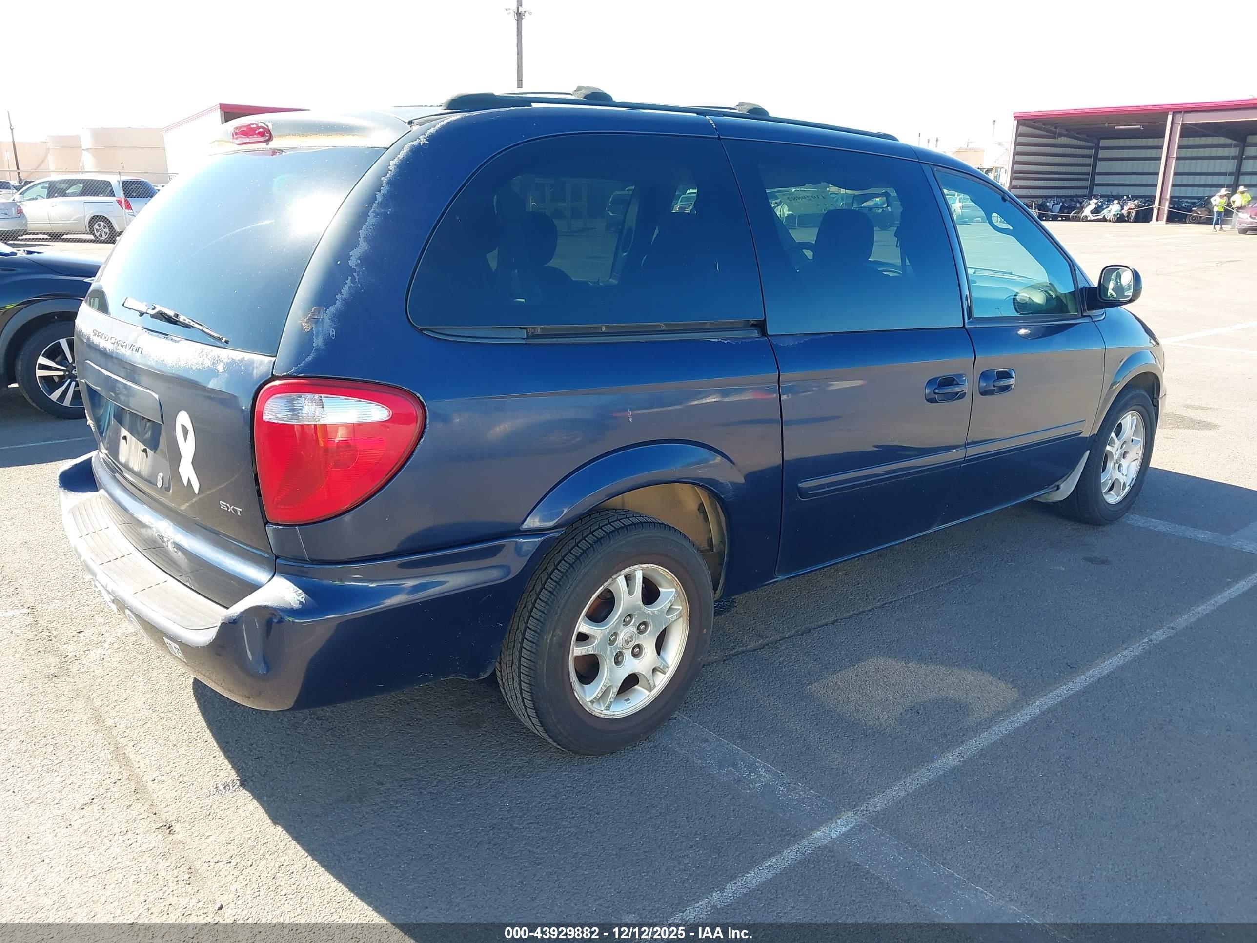 DODGE GRAND image 4