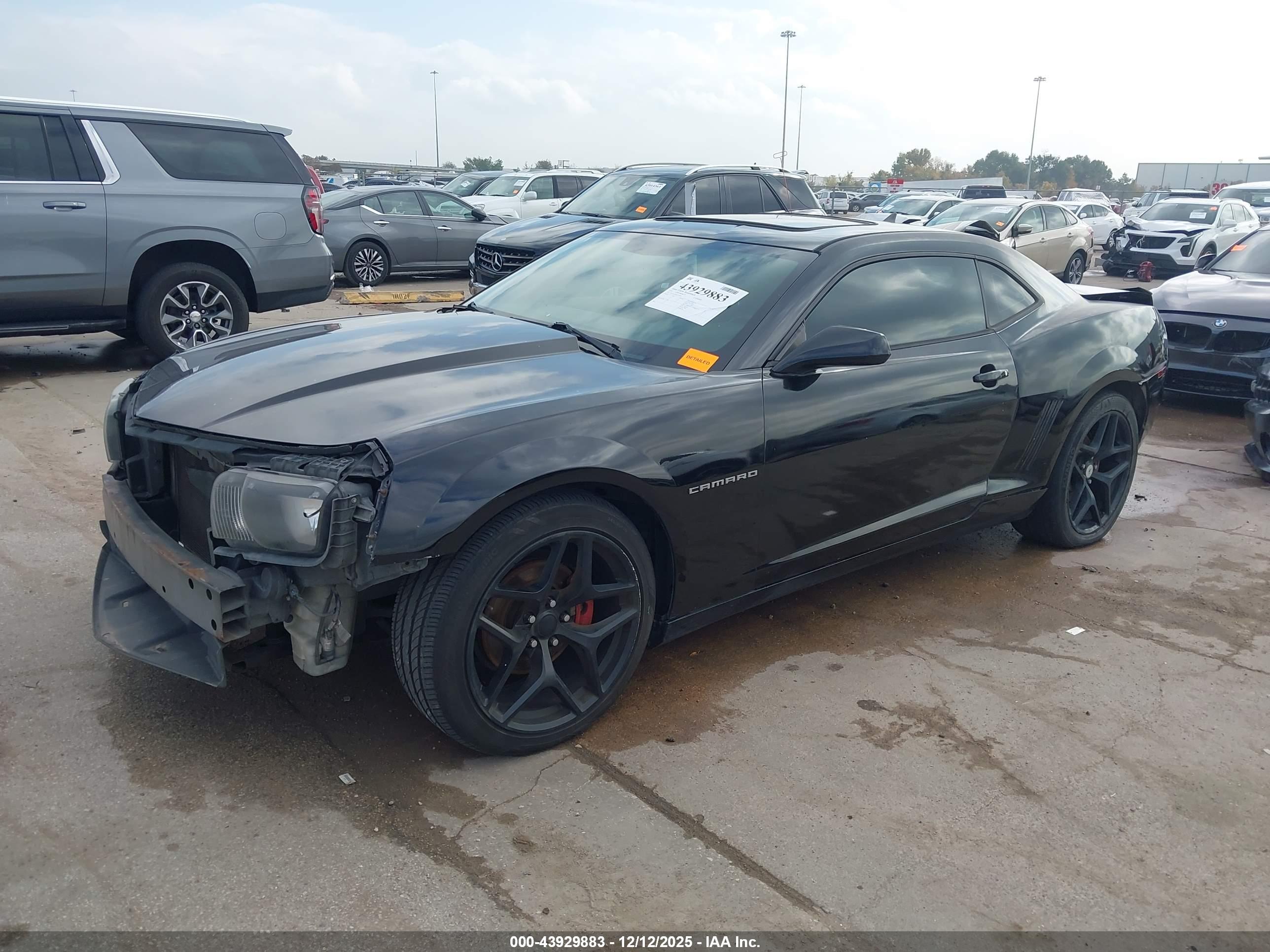 CHEVROLET CAMARO image 2