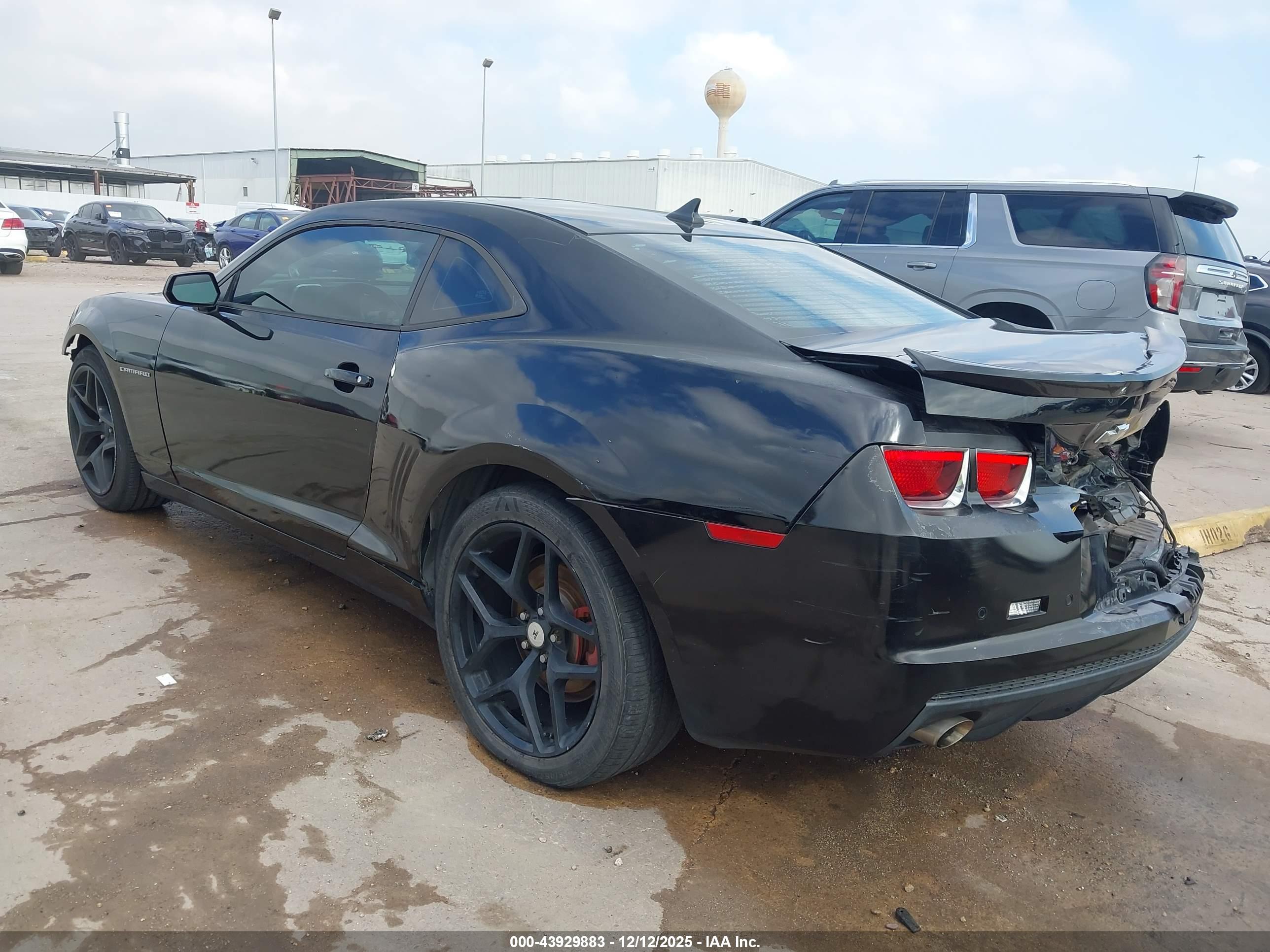 CHEVROLET CAMARO image 3