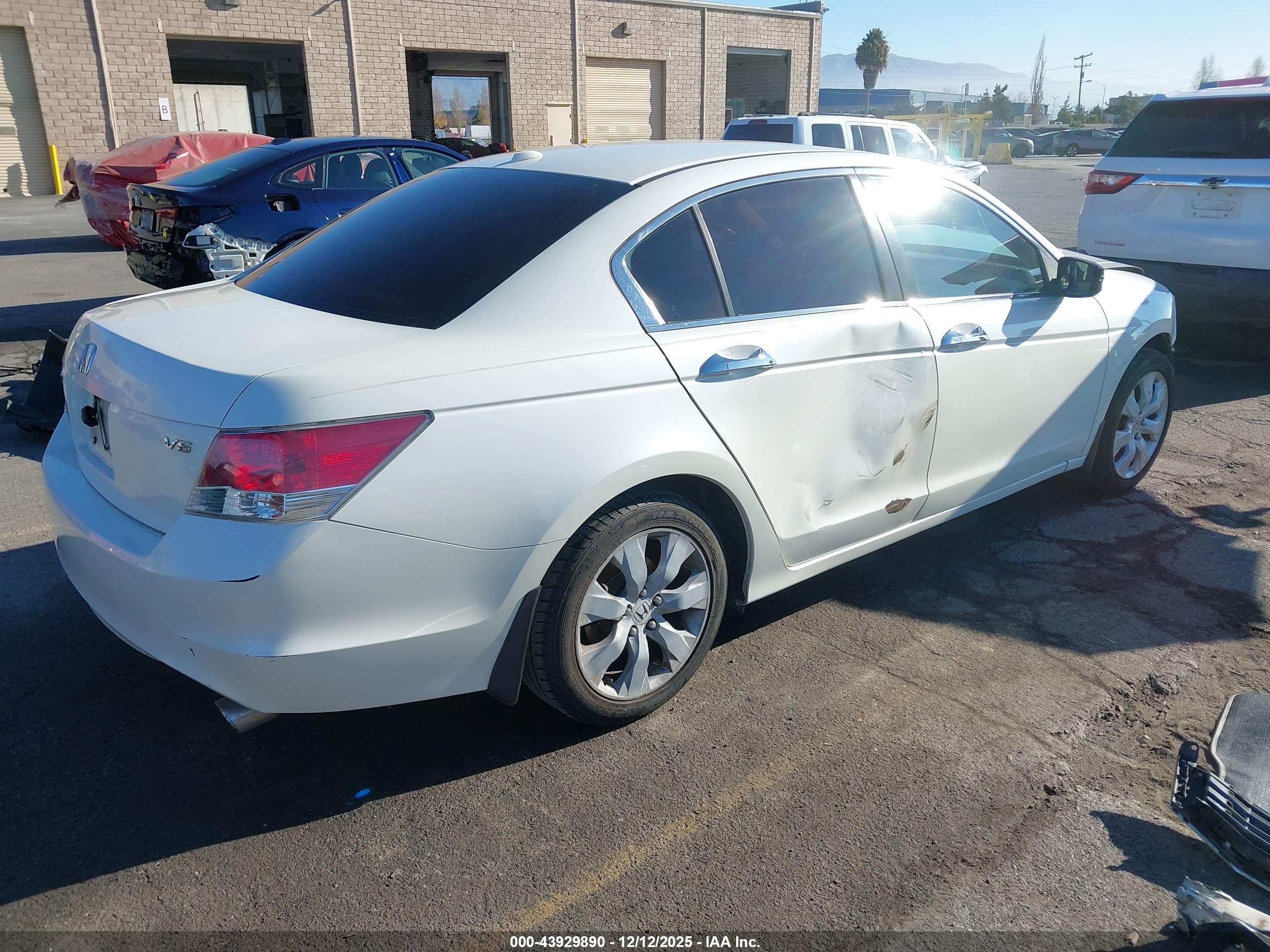 HONDA ACCORD image 4