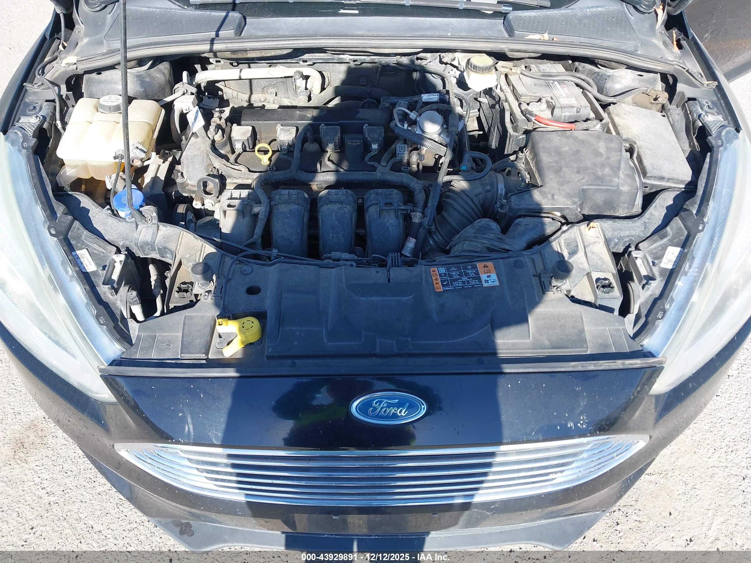 FORD FOCUS image 10