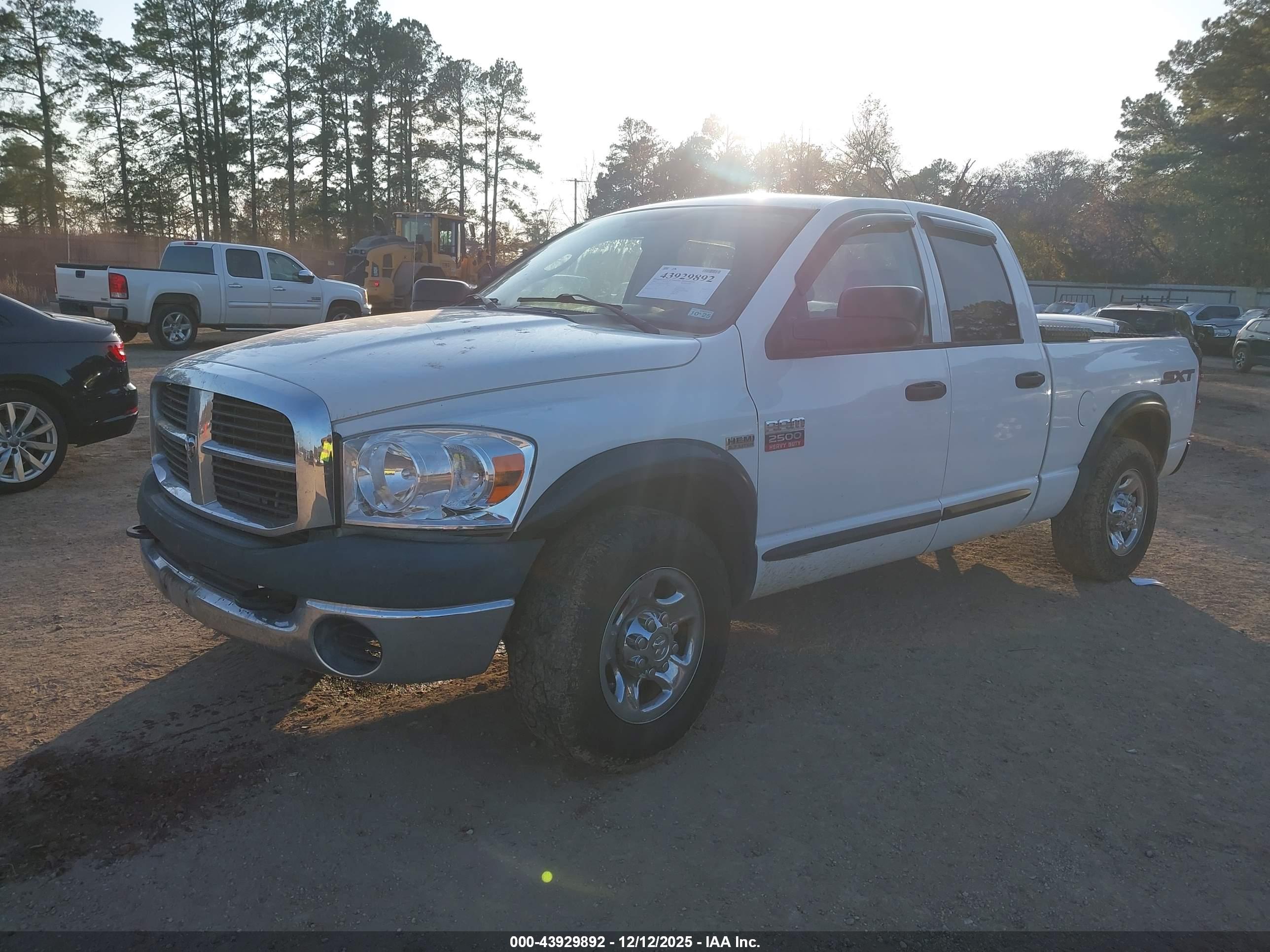 DODGE RAM image 2