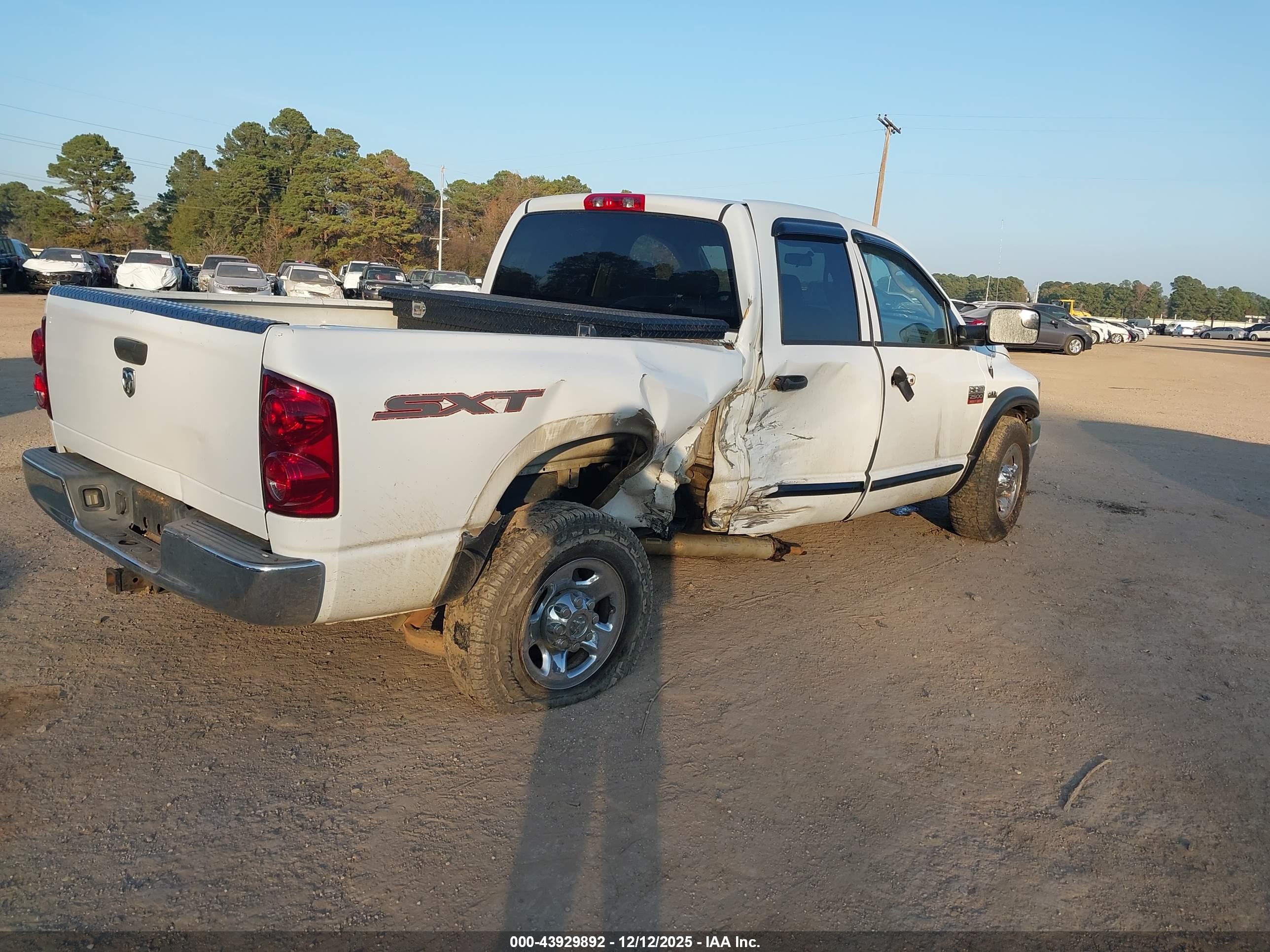 DODGE RAM image 4