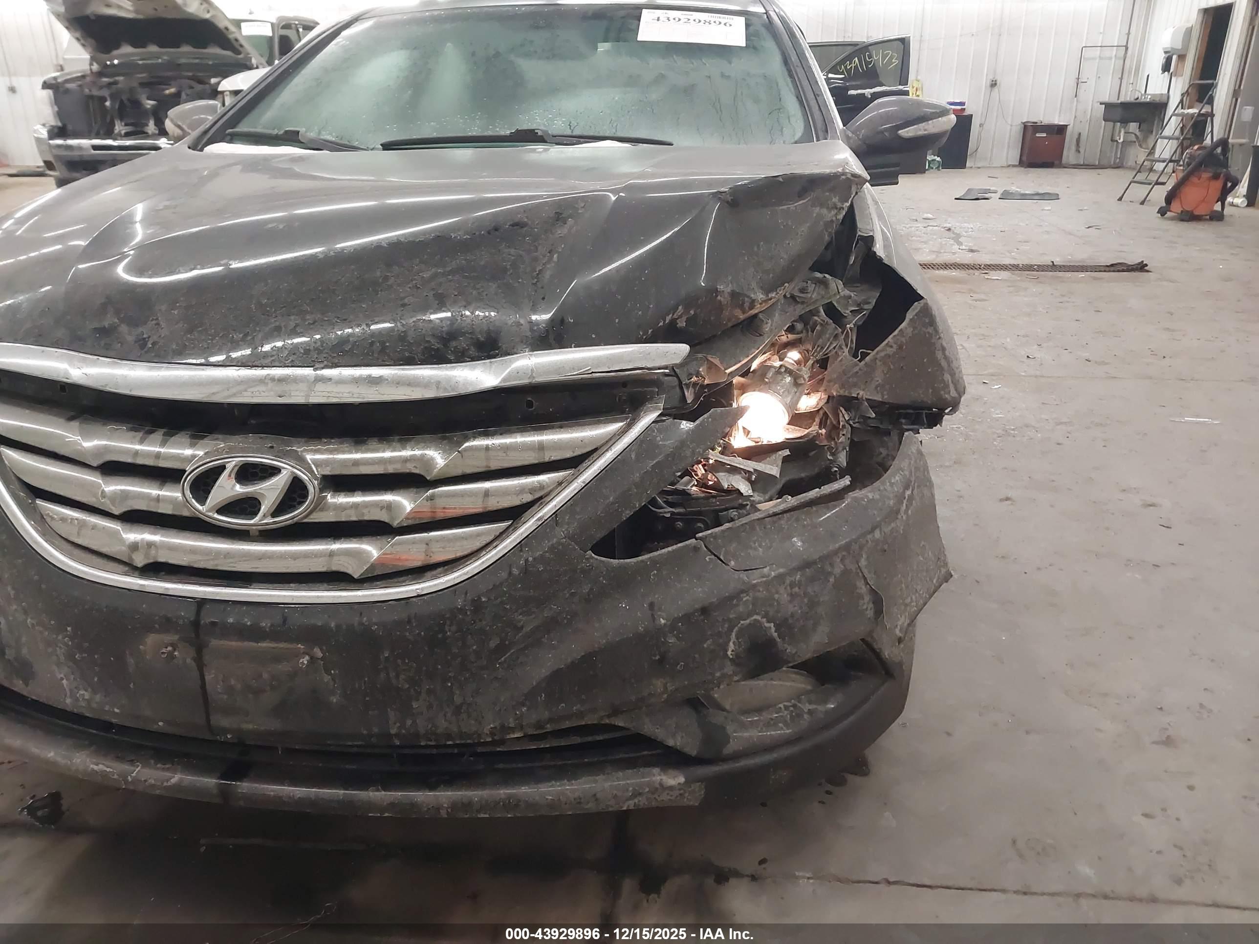 HYUNDAI SONATA image 6