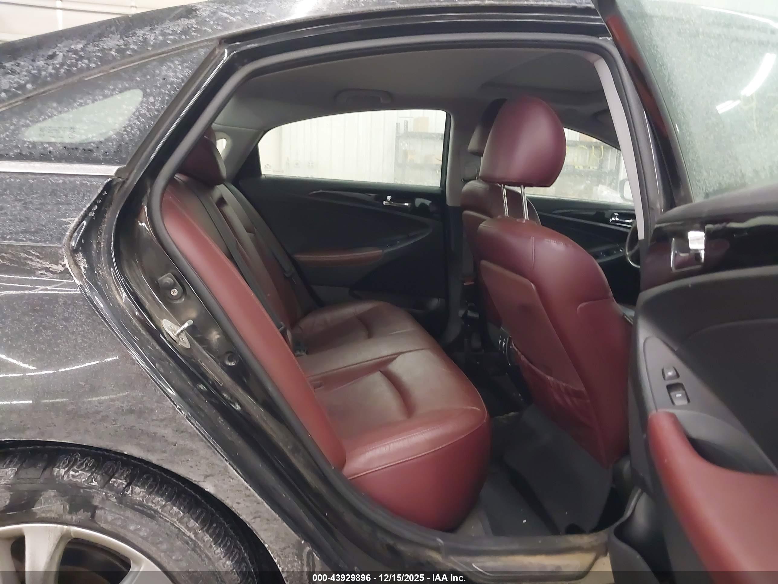 HYUNDAI SONATA image 8