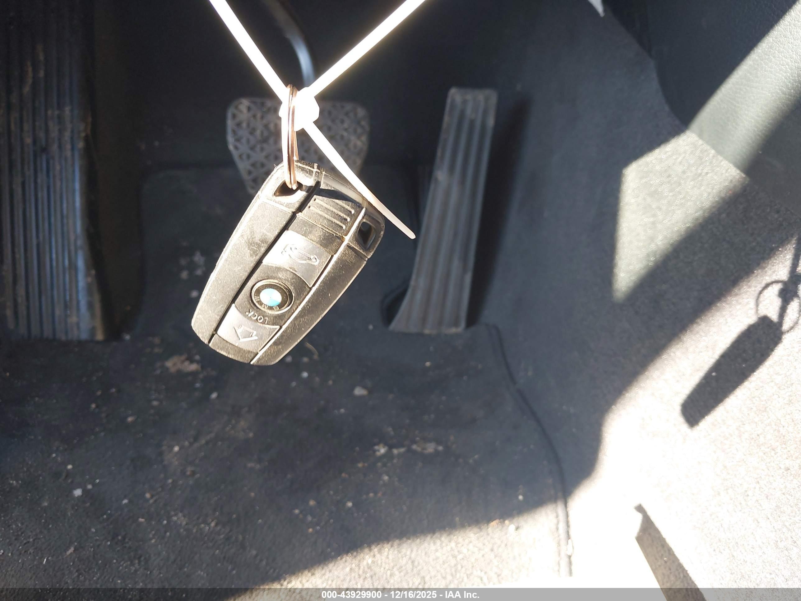 BMW X1 image 11
