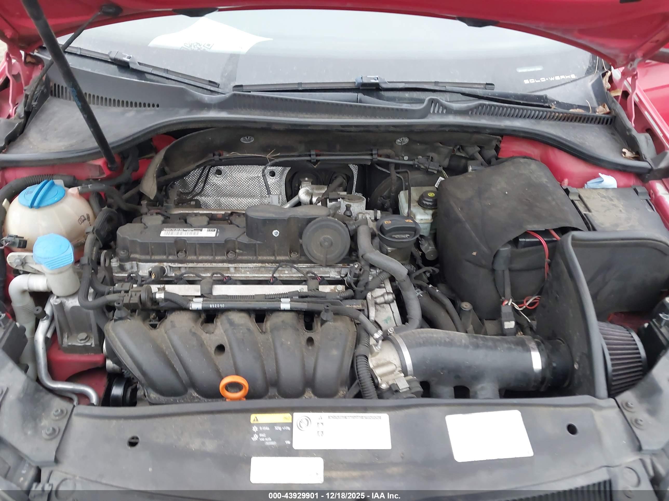 VOLKSWAGEN GOLF image 10
