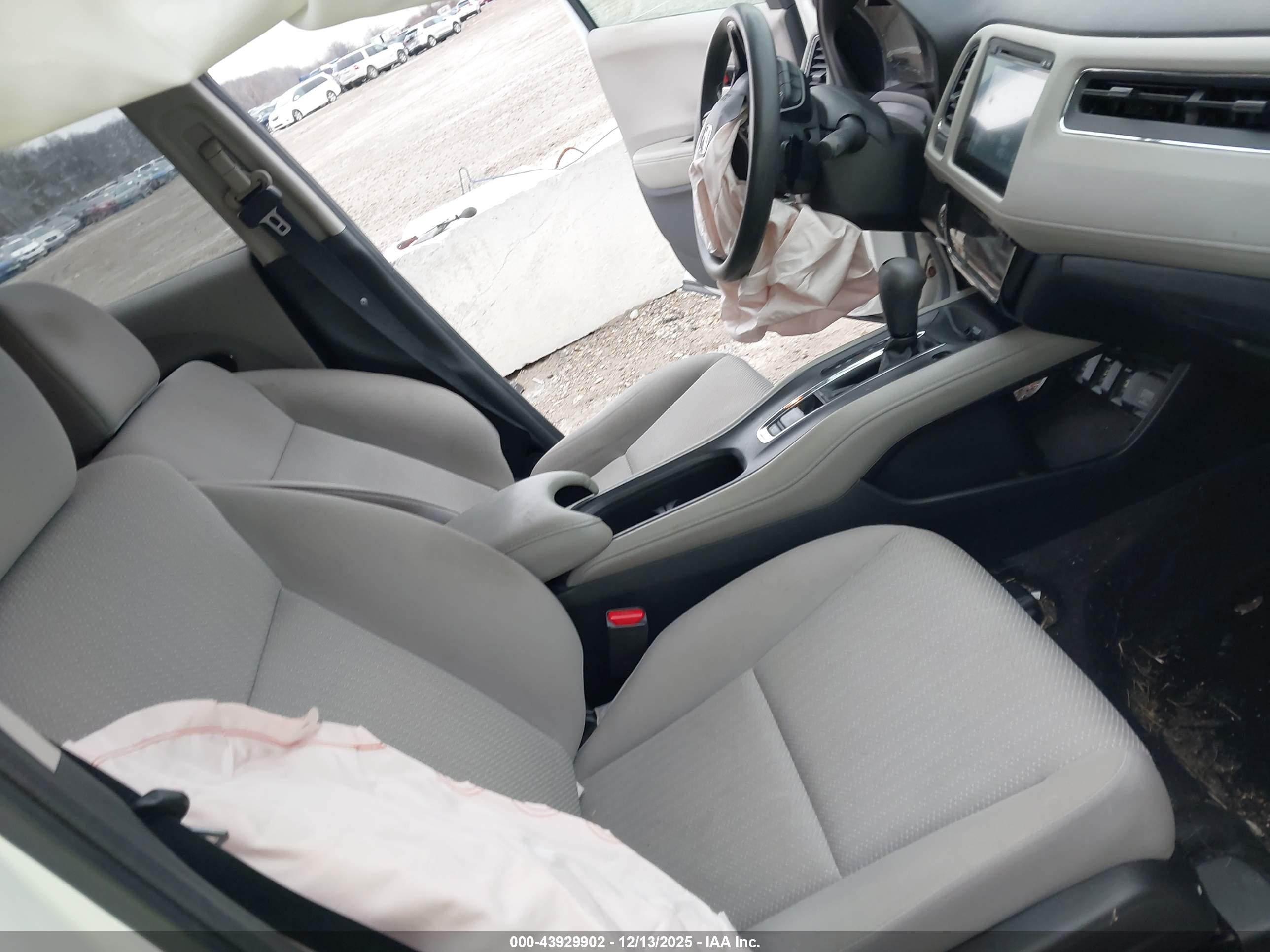 HONDA HR-V image 5