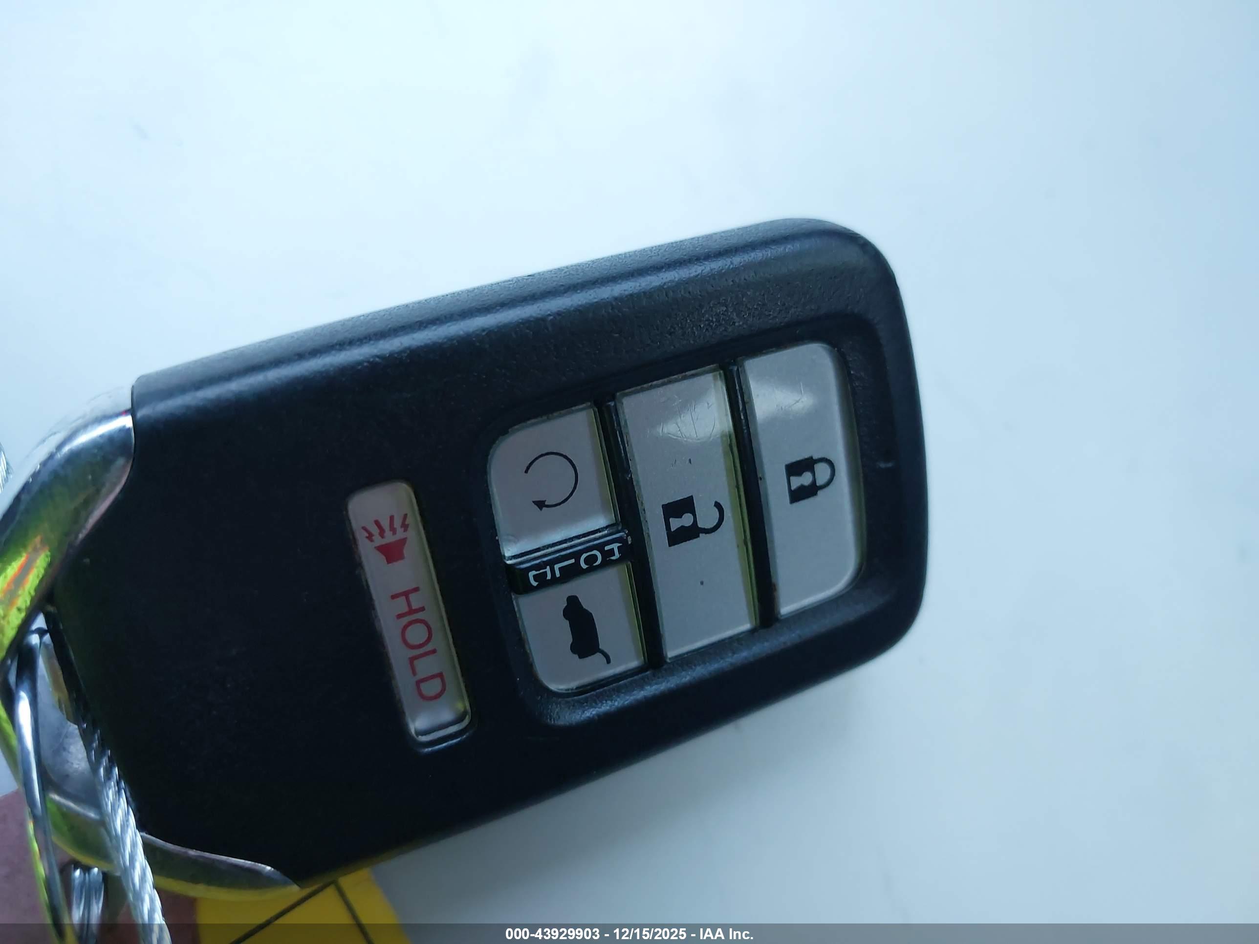 HONDA PILOT image 11
