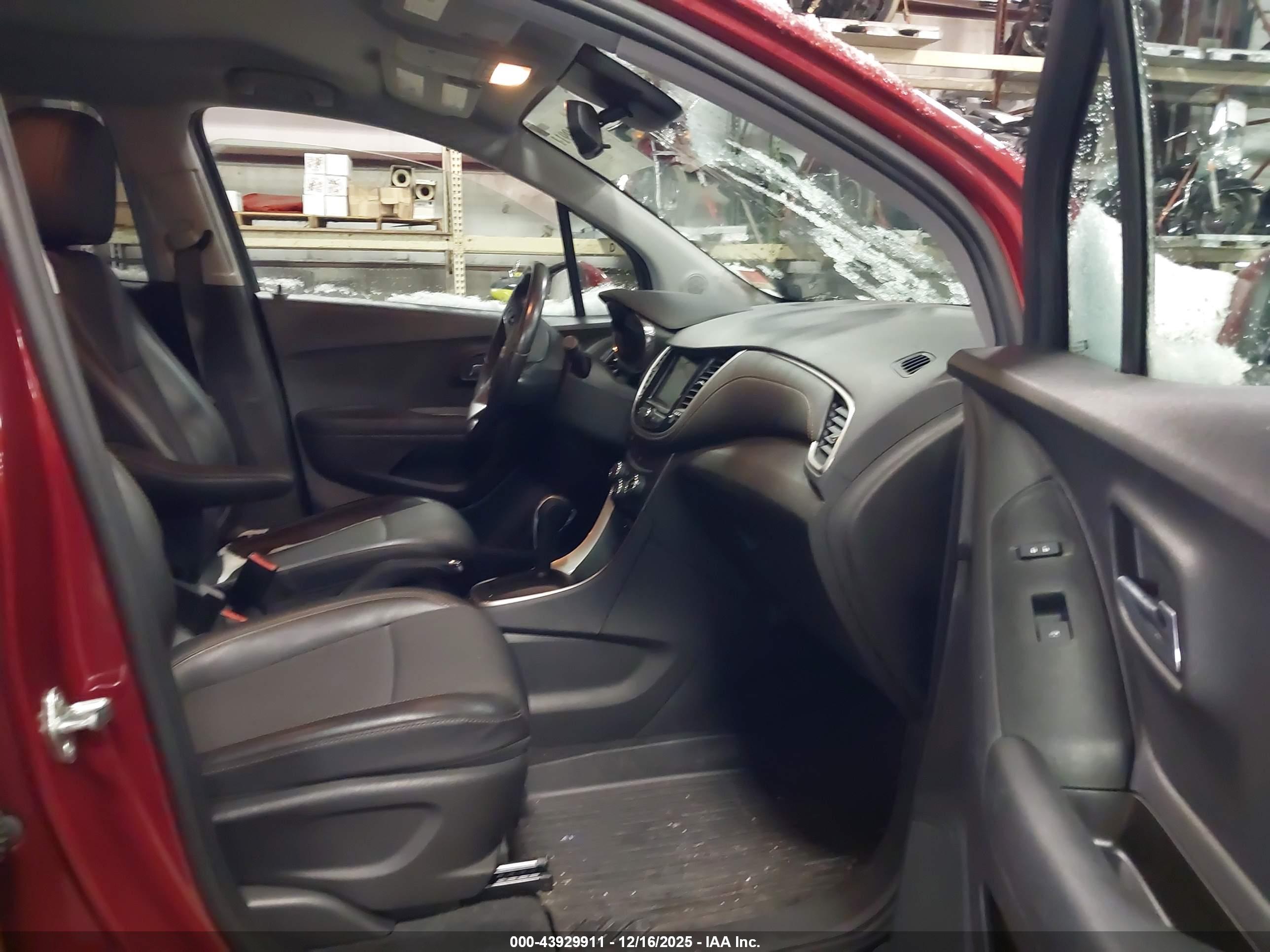 CHEVROLET TRAX image 5
