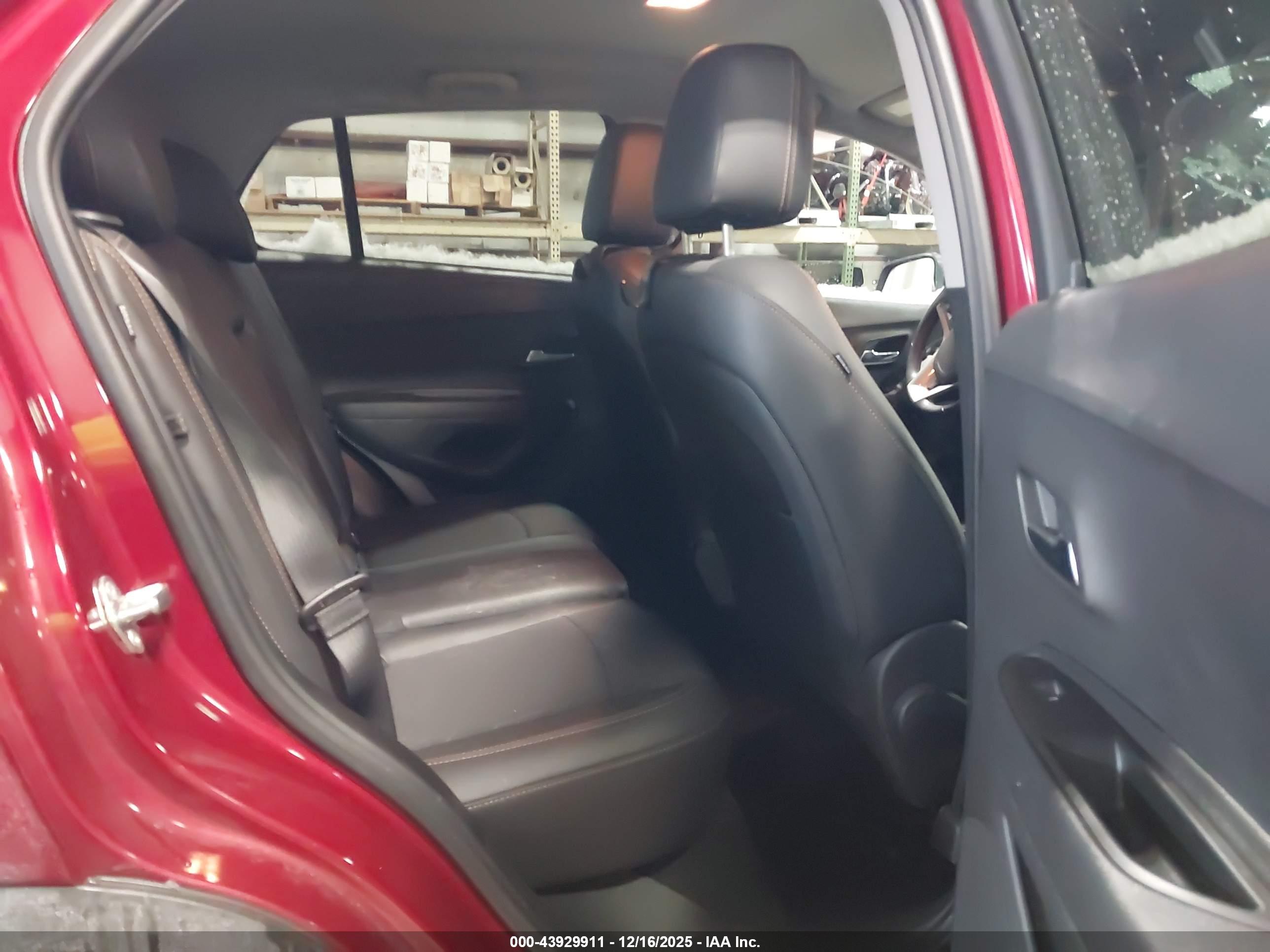 CHEVROLET TRAX image 8