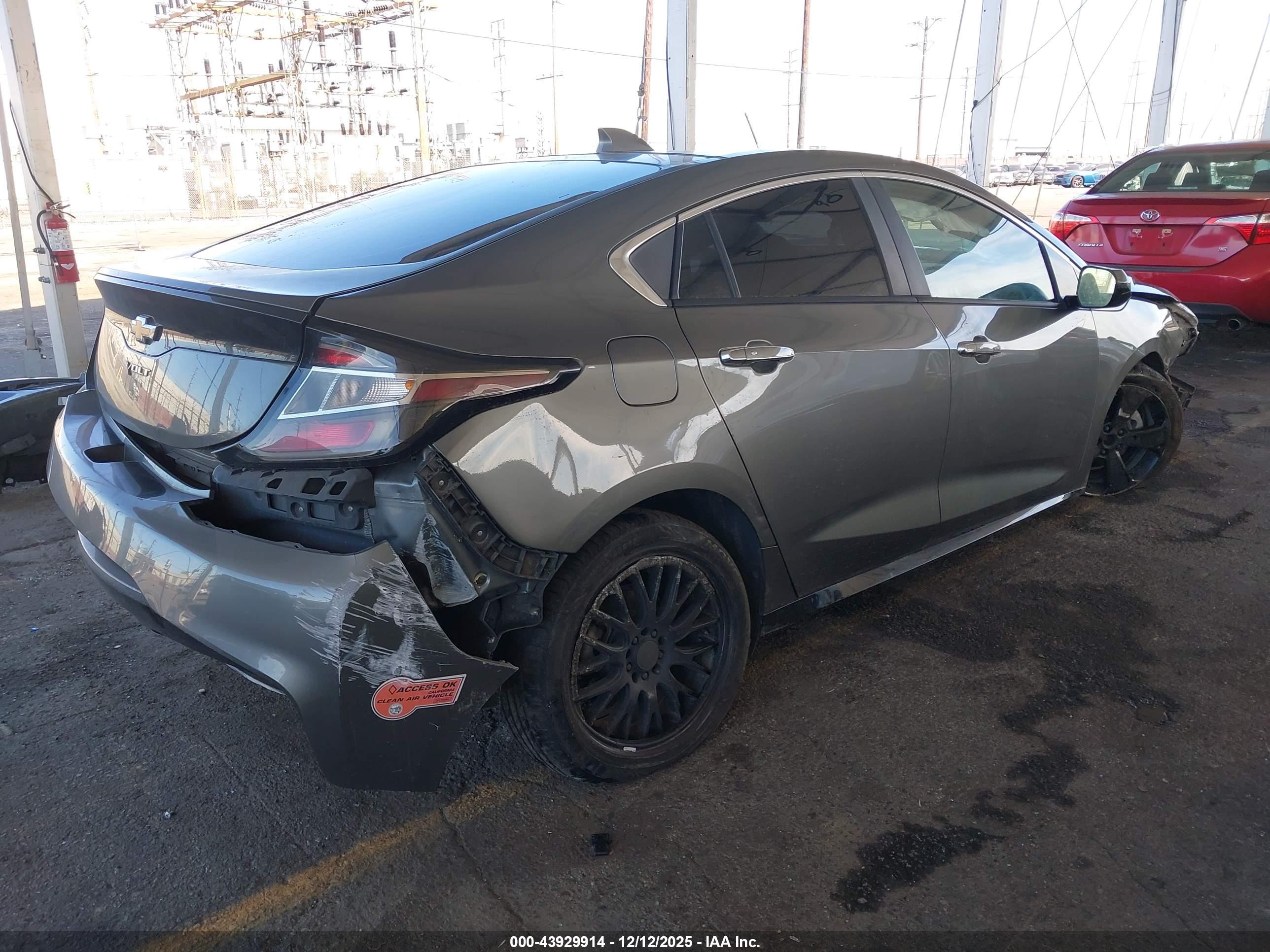 CHEVROLET VOLT image 4