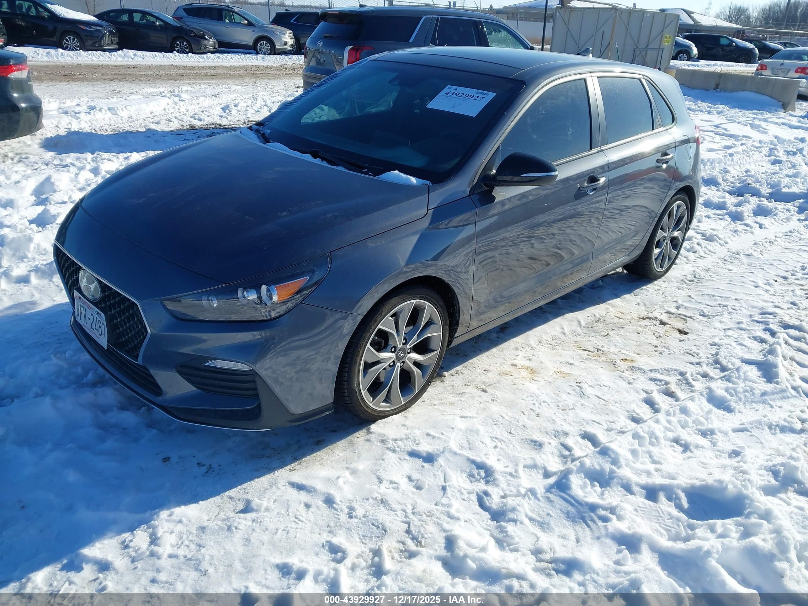 HYUNDAI ELANTRA image 2