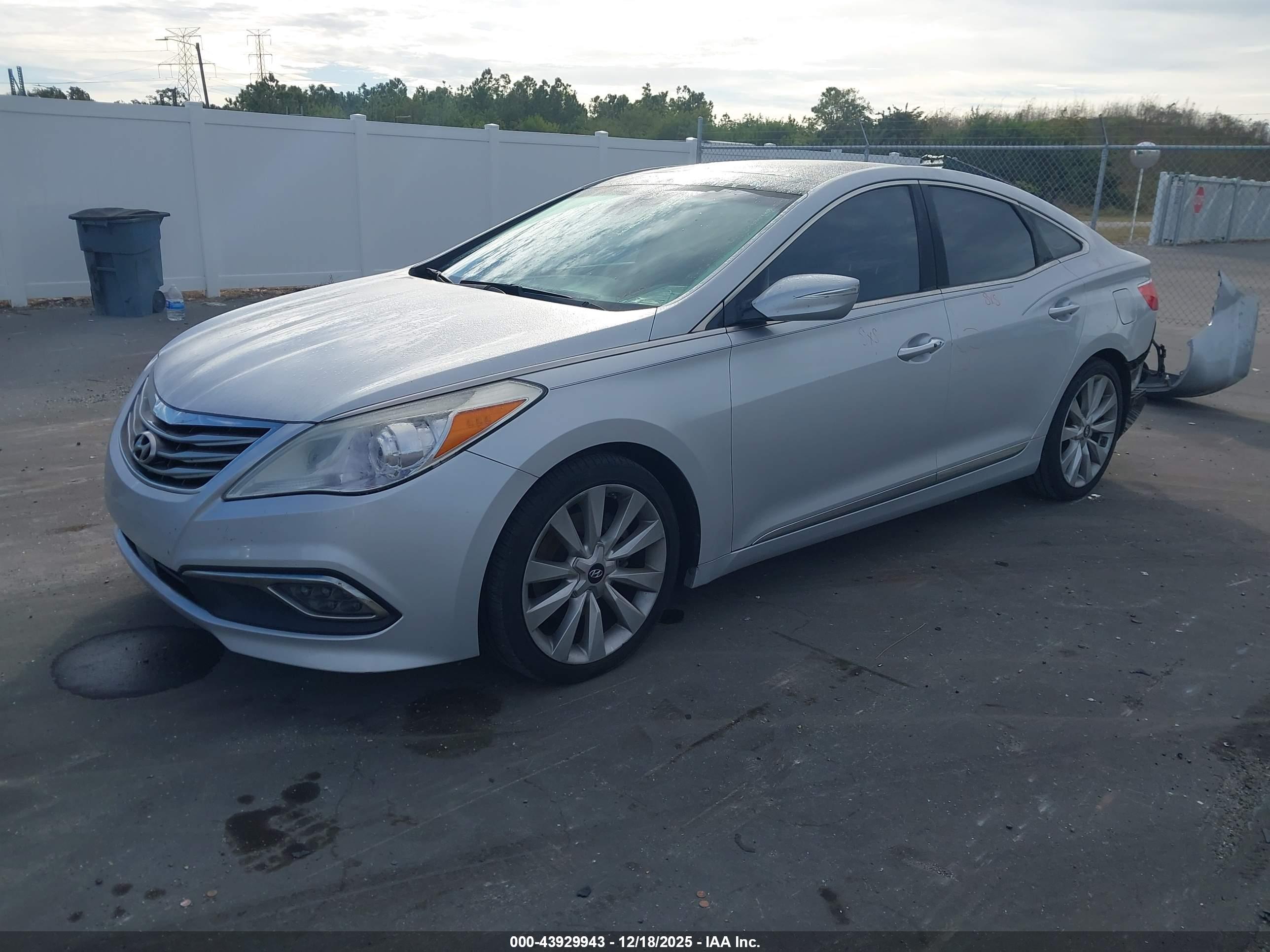 HYUNDAI AZERA image 2