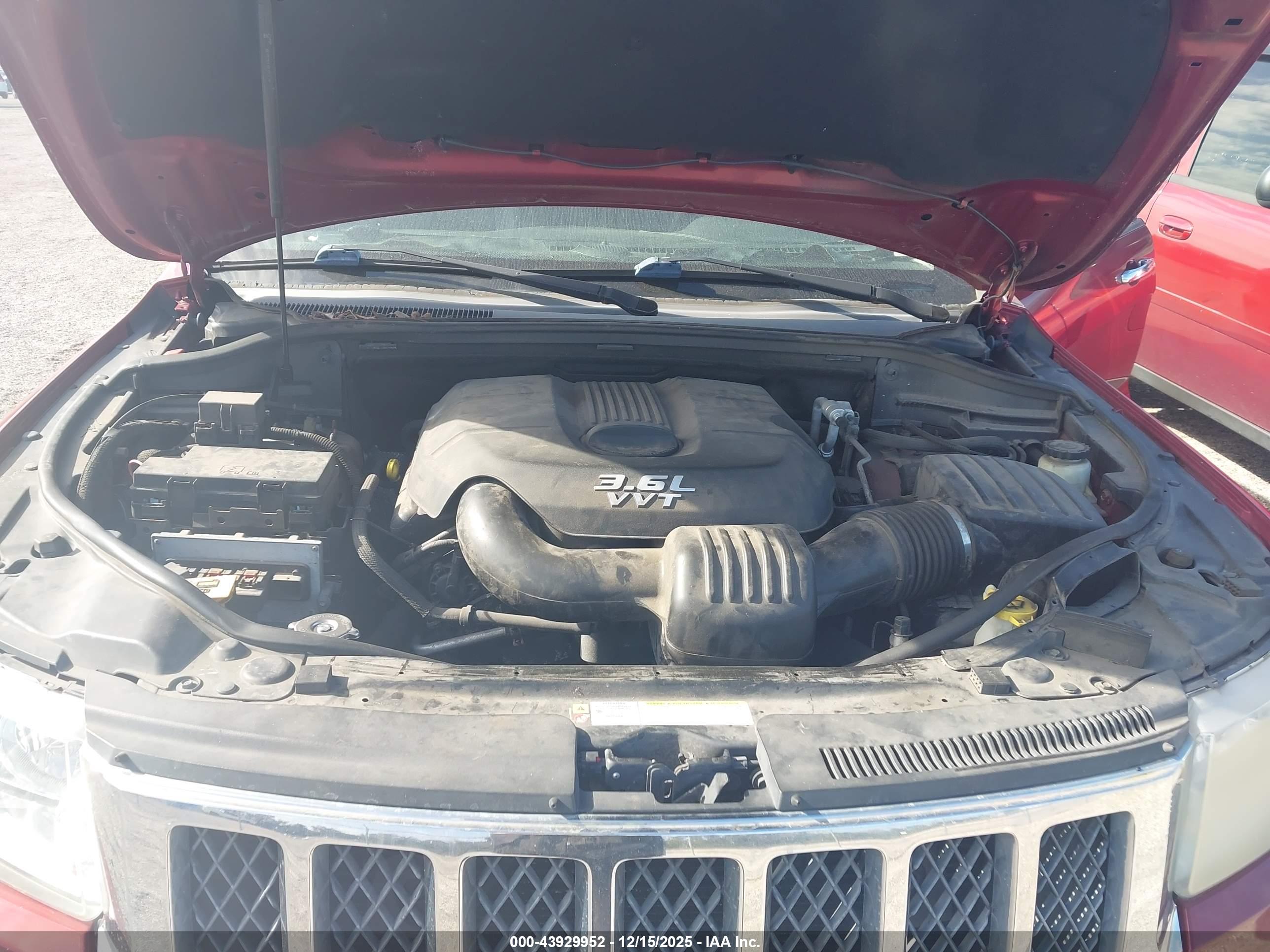 JEEP GRAND image 10