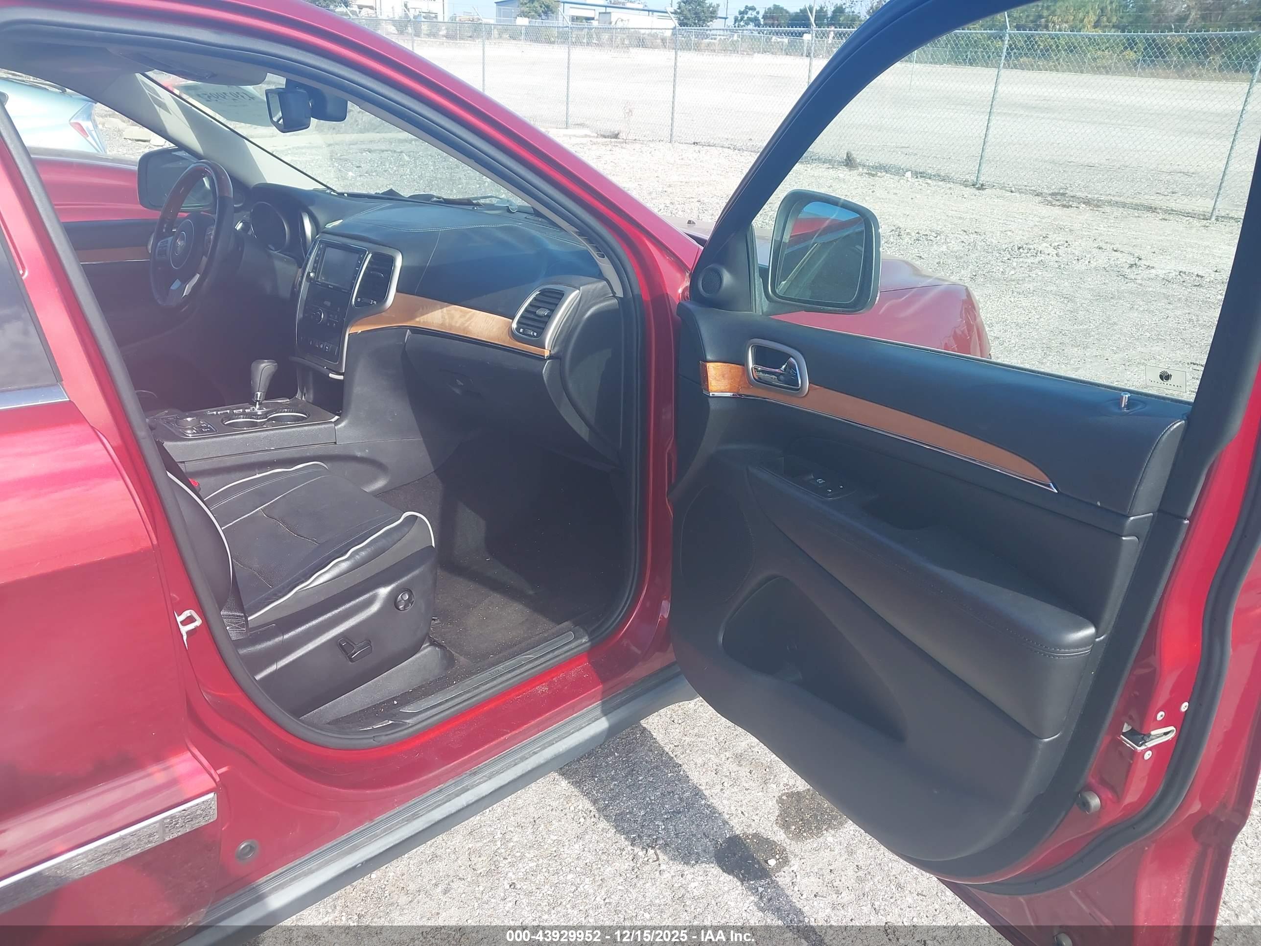 JEEP GRAND image 5