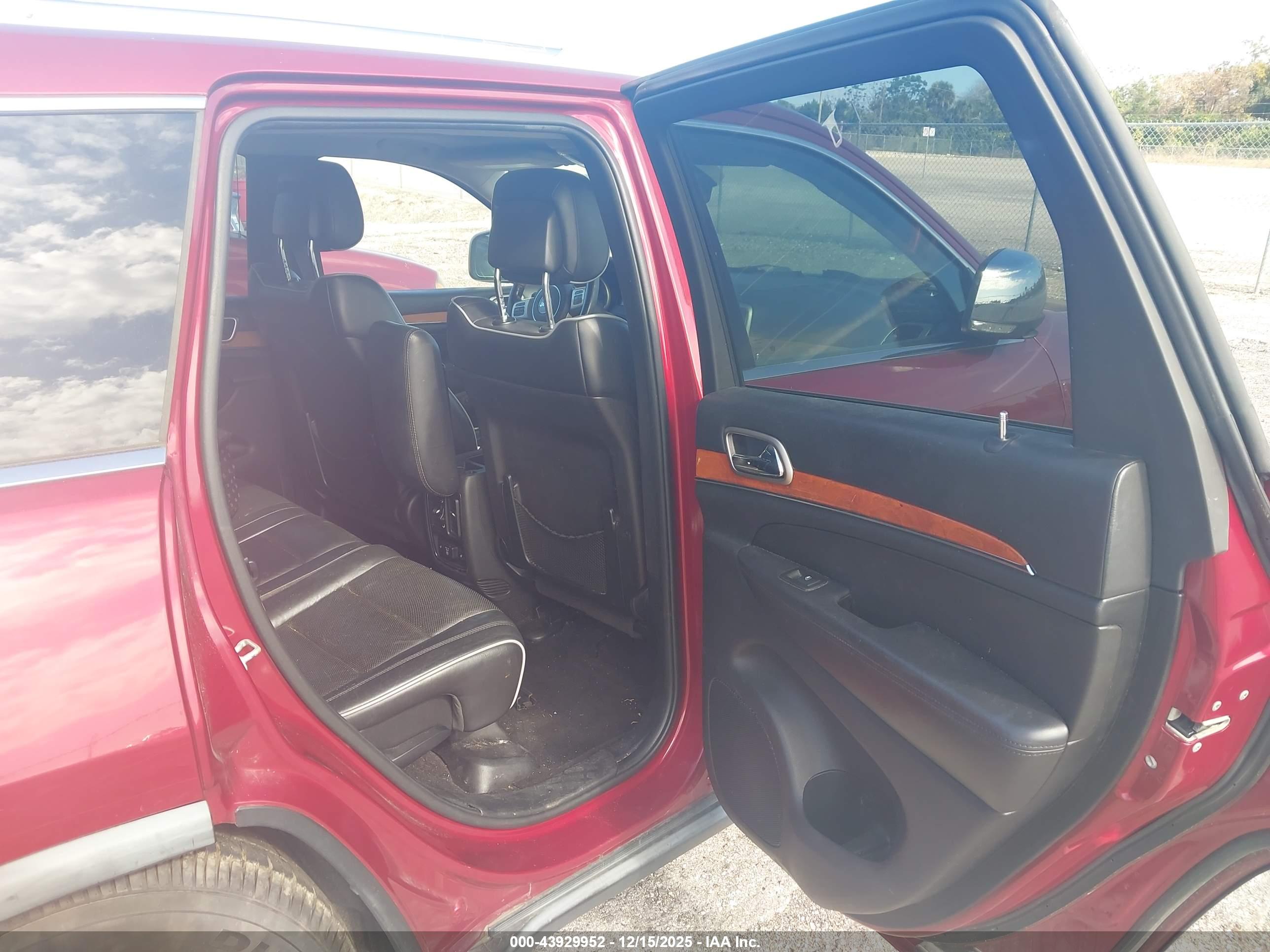 JEEP GRAND image 8