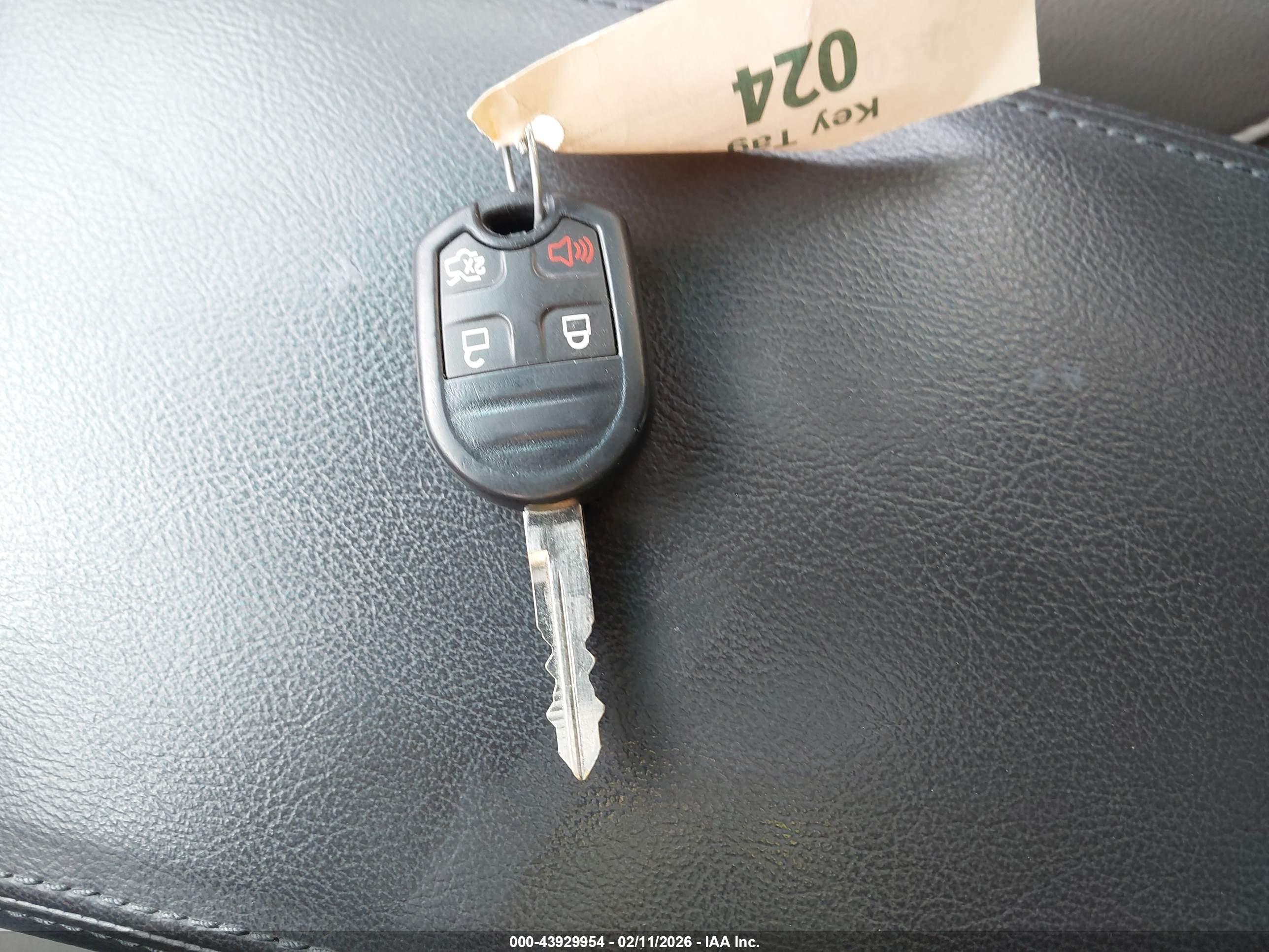 FORD EXPLORER image 11