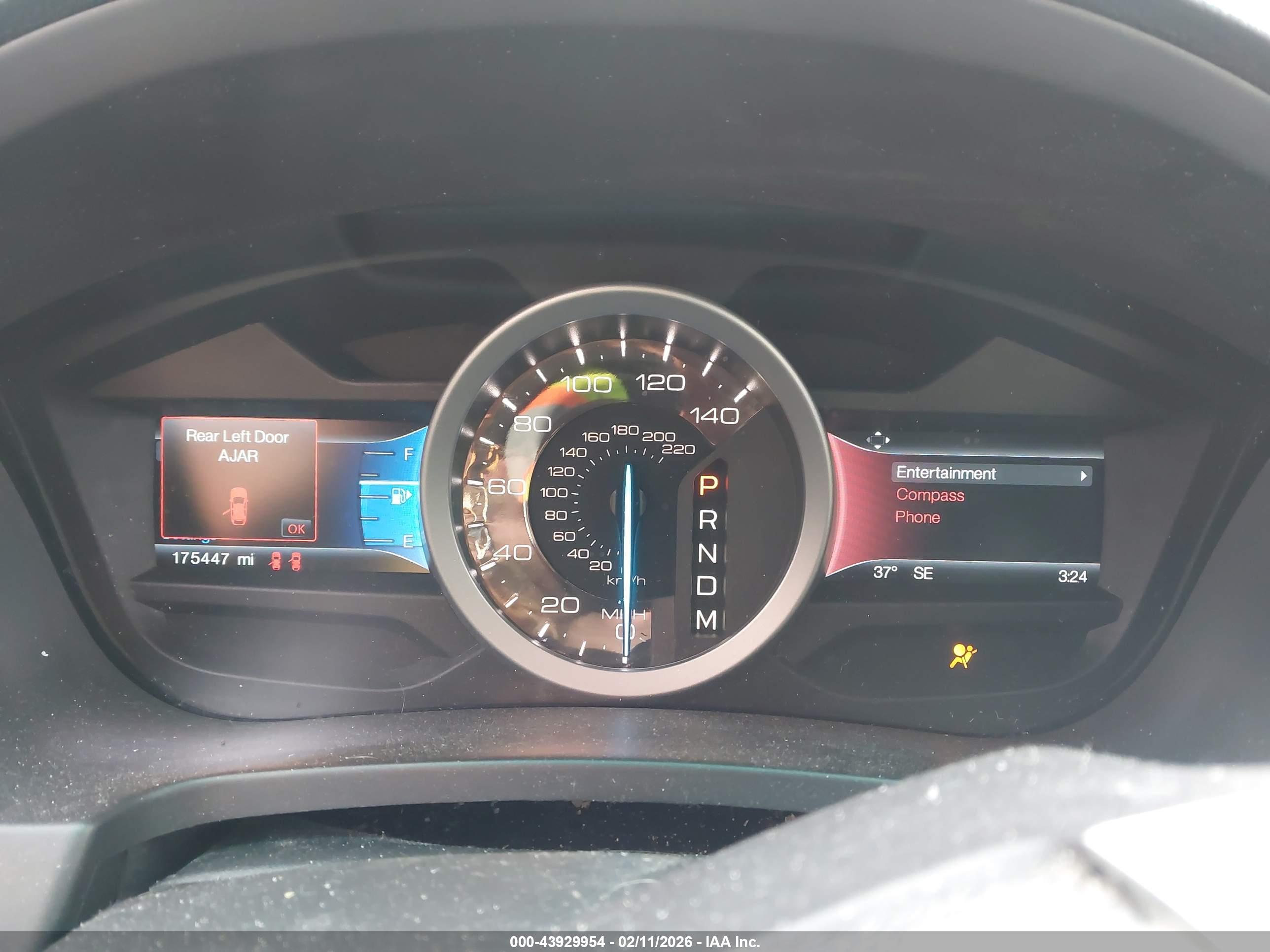 FORD EXPLORER image 7