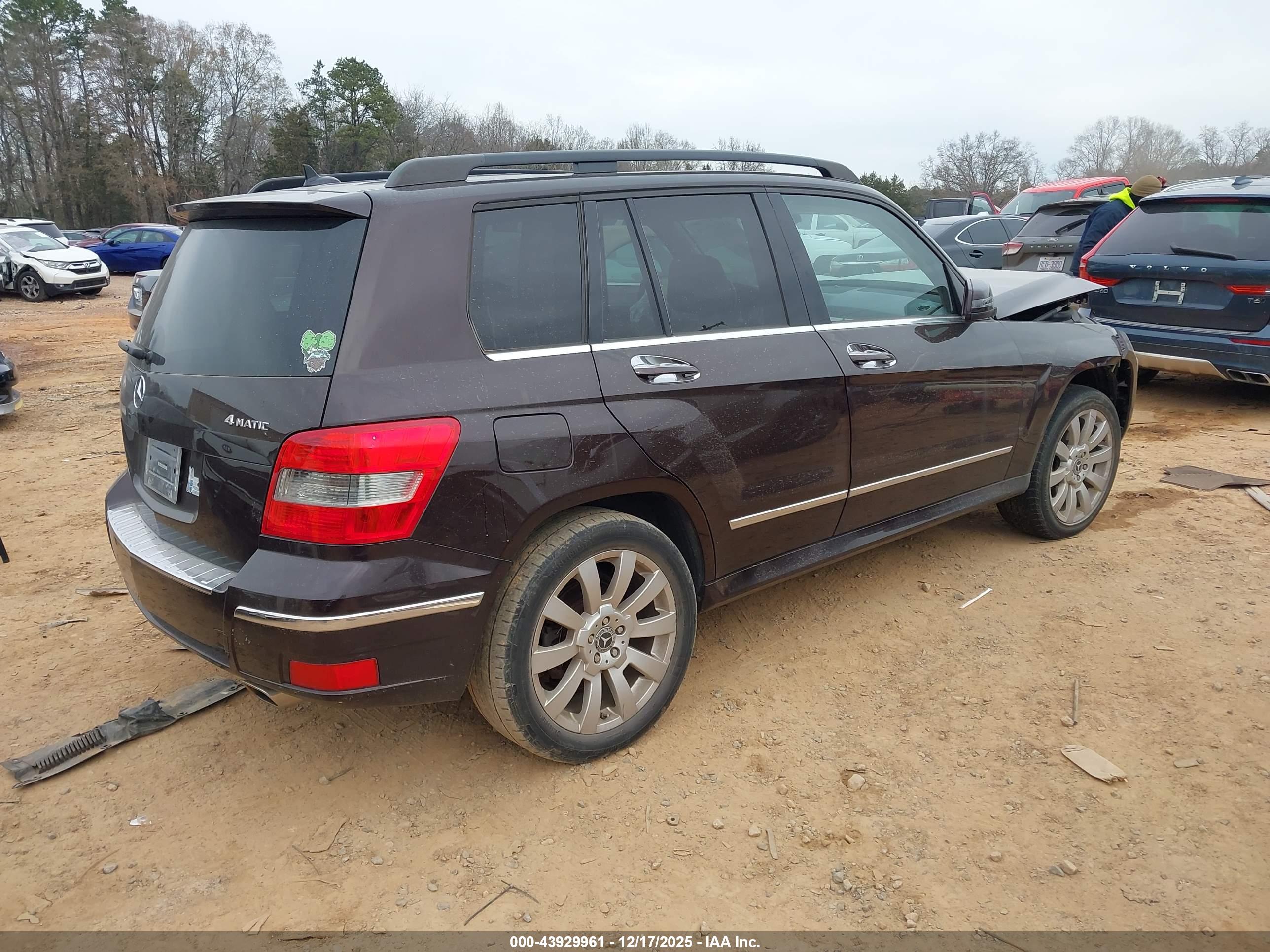 MERCEDES-BENZ GLK image 4