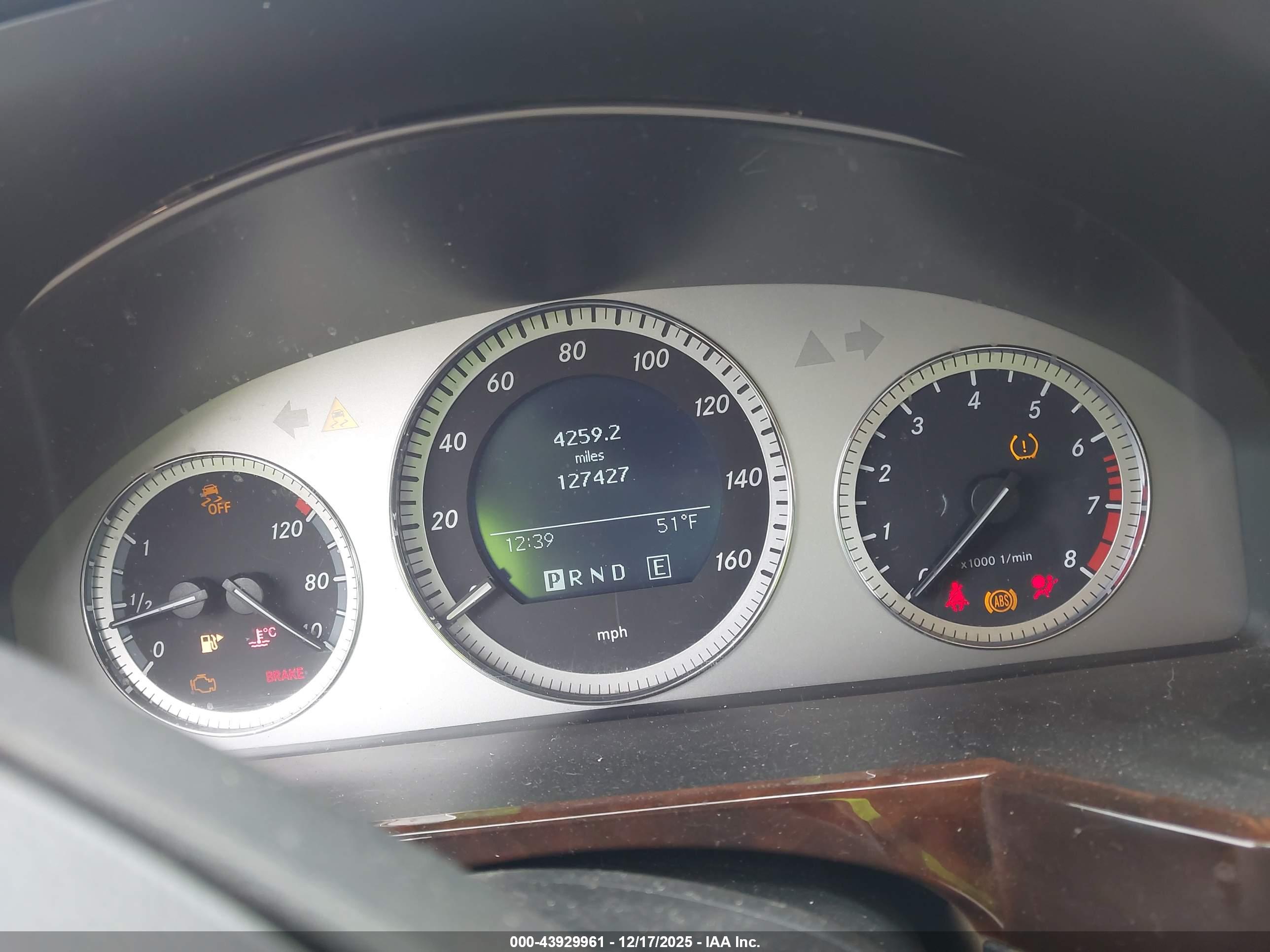 MERCEDES-BENZ GLK image 7