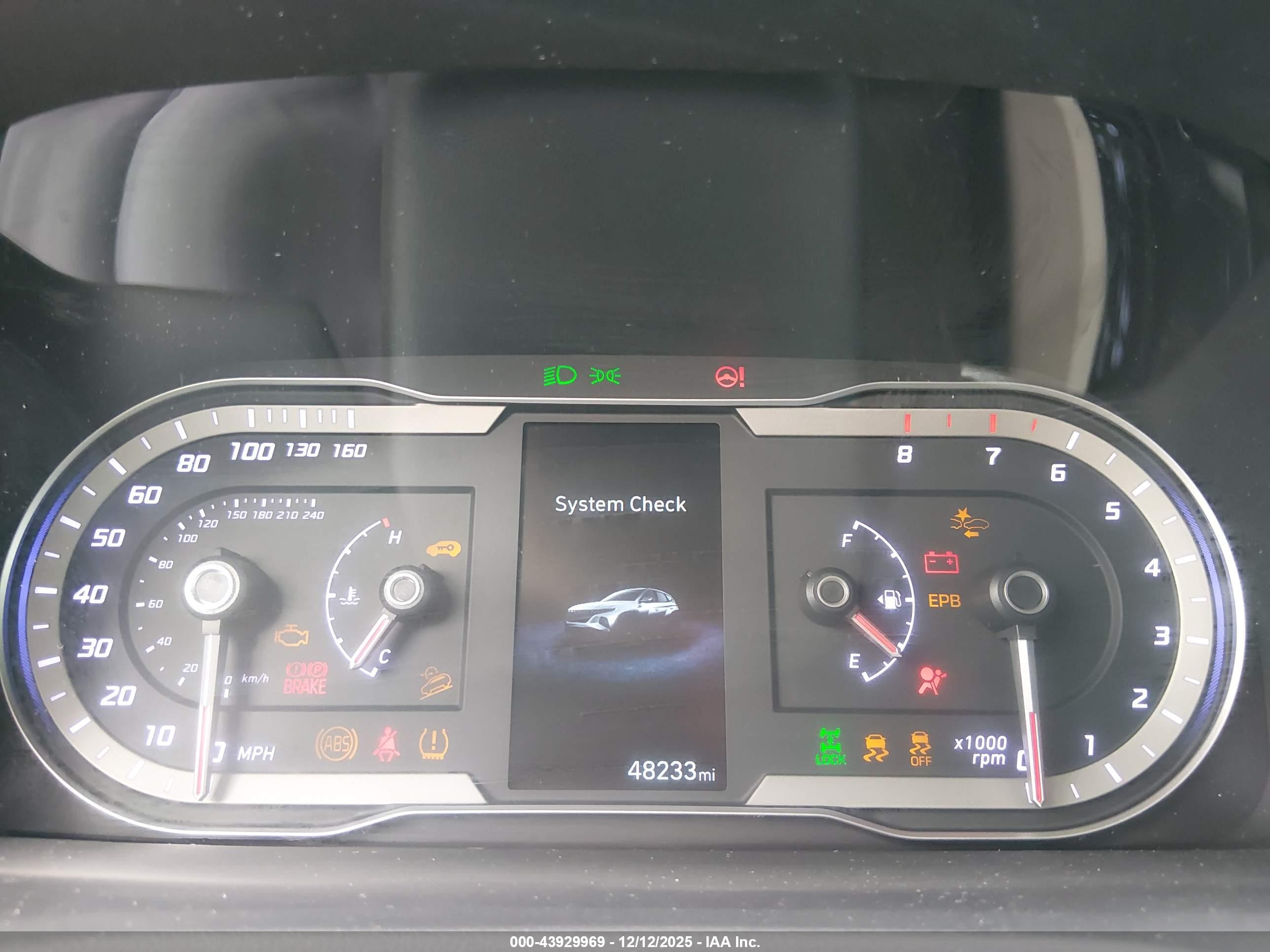 HYUNDAI TUCSON image 7