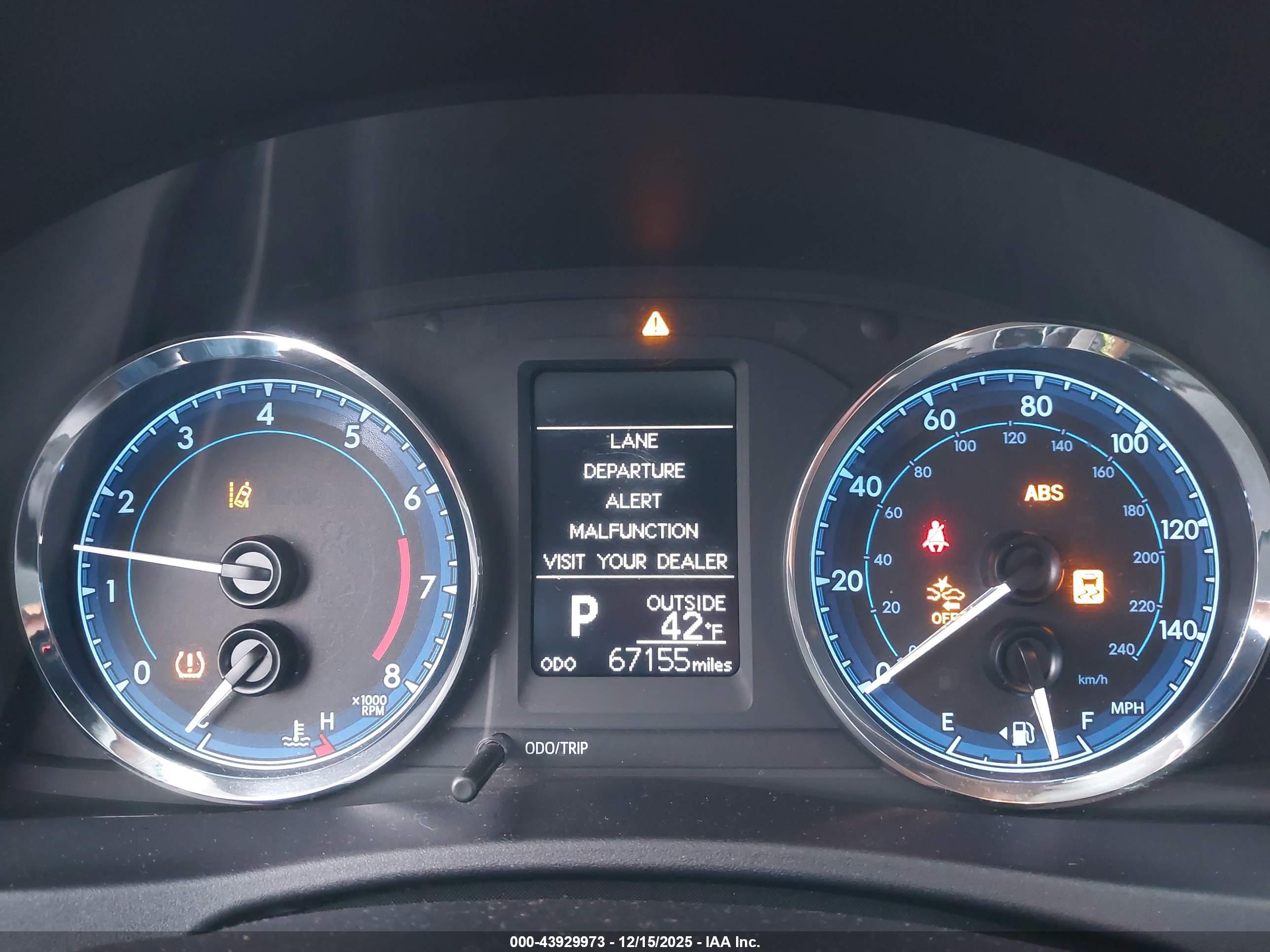 TOYOTA COROLLA image 7