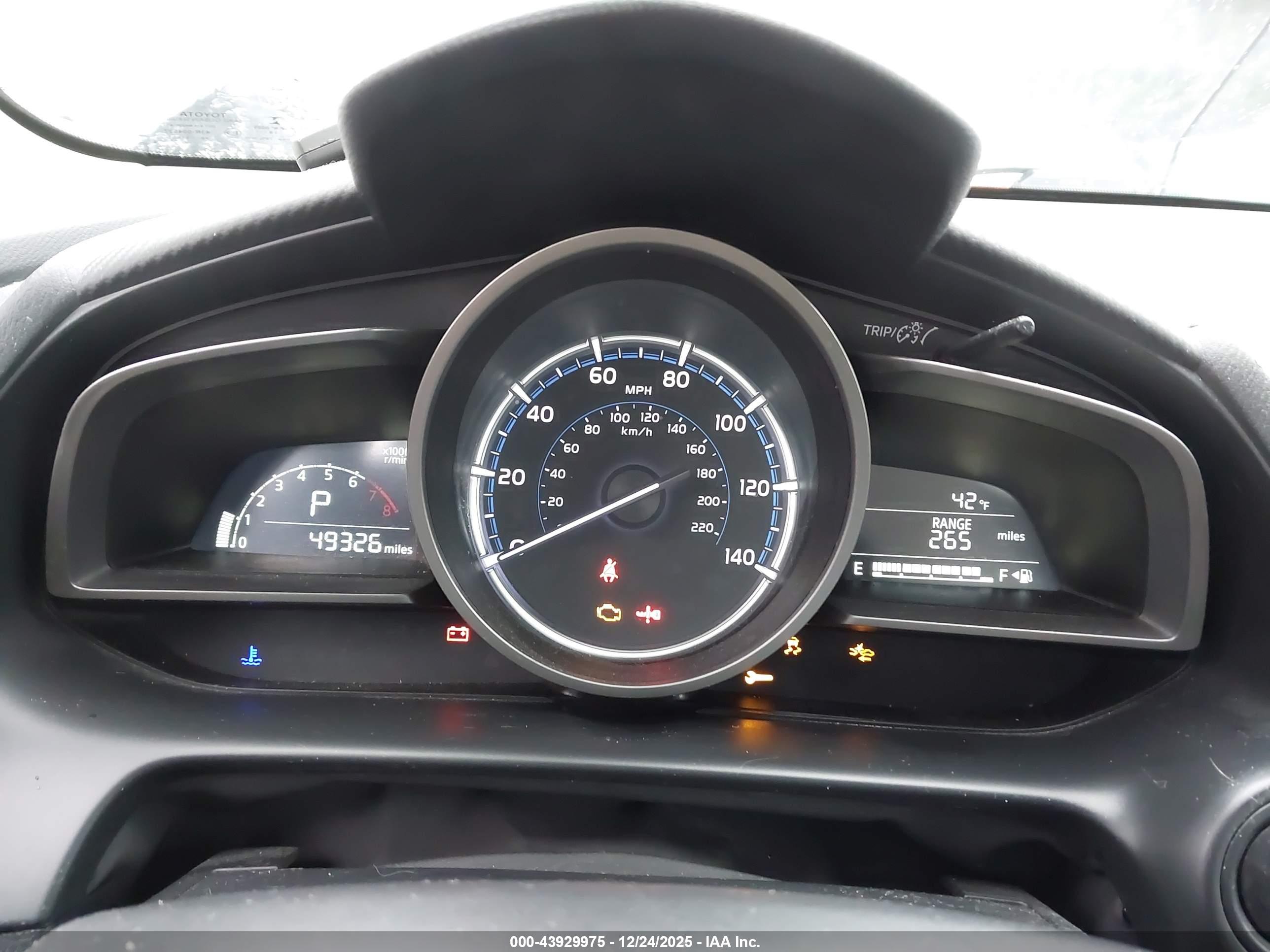 TOYOTA YARIS image 7