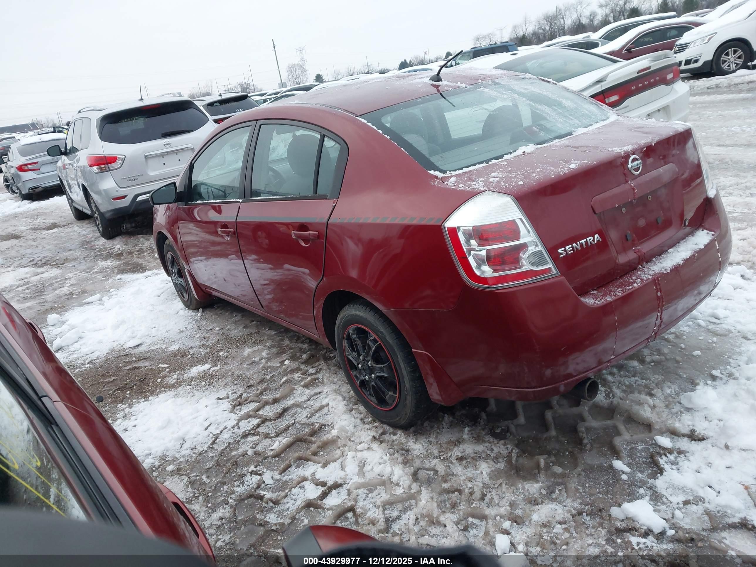 NISSAN SENTRA image 3