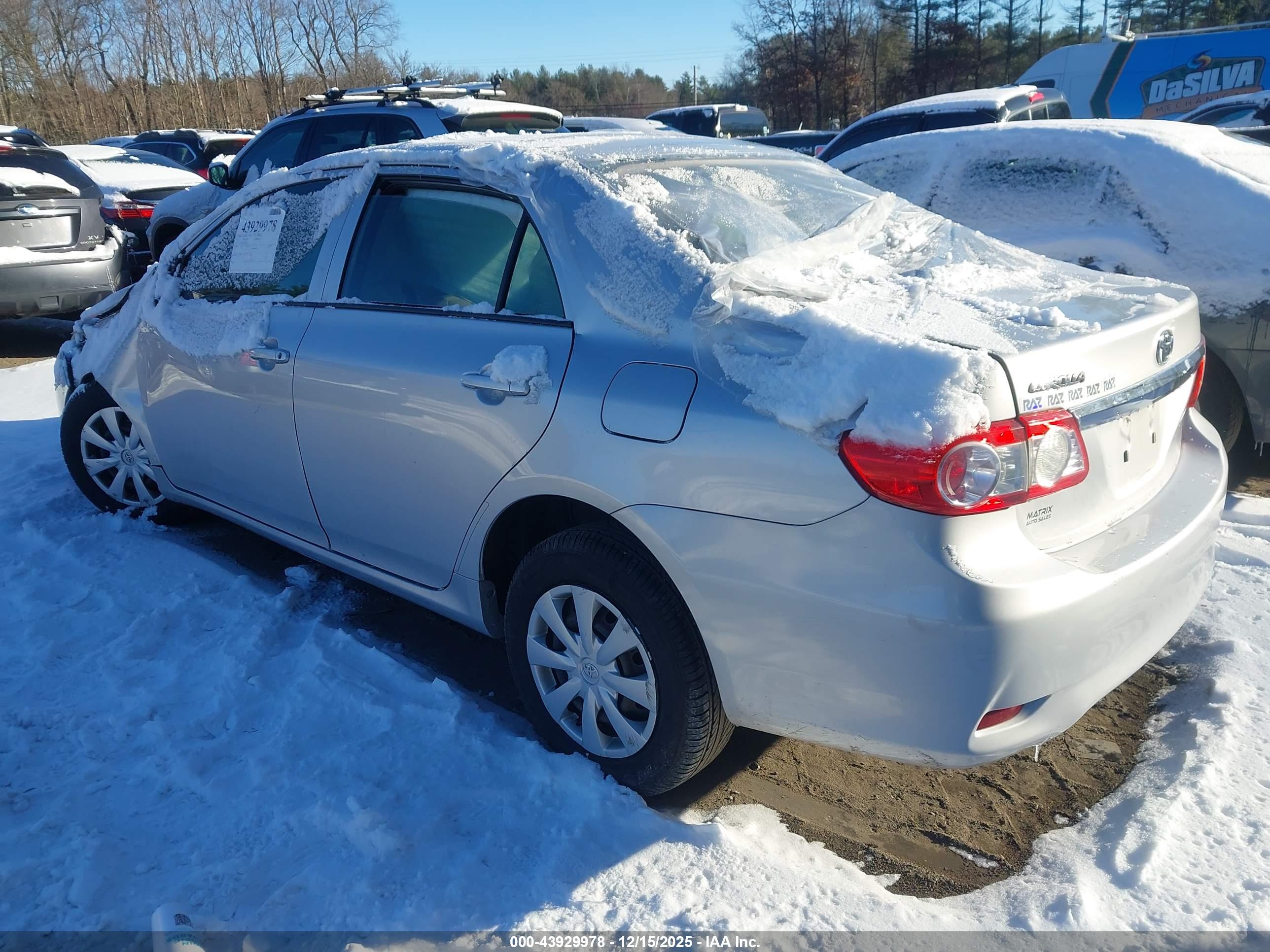 TOYOTA COROLLA image 3