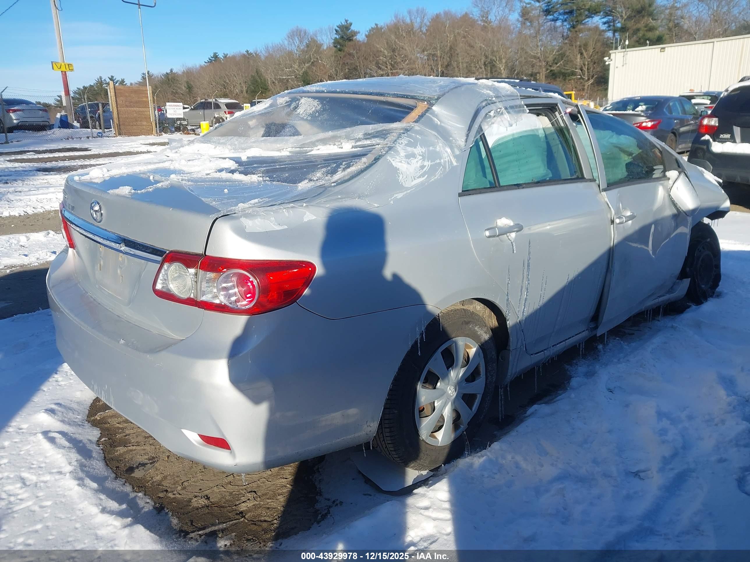 TOYOTA COROLLA image 4