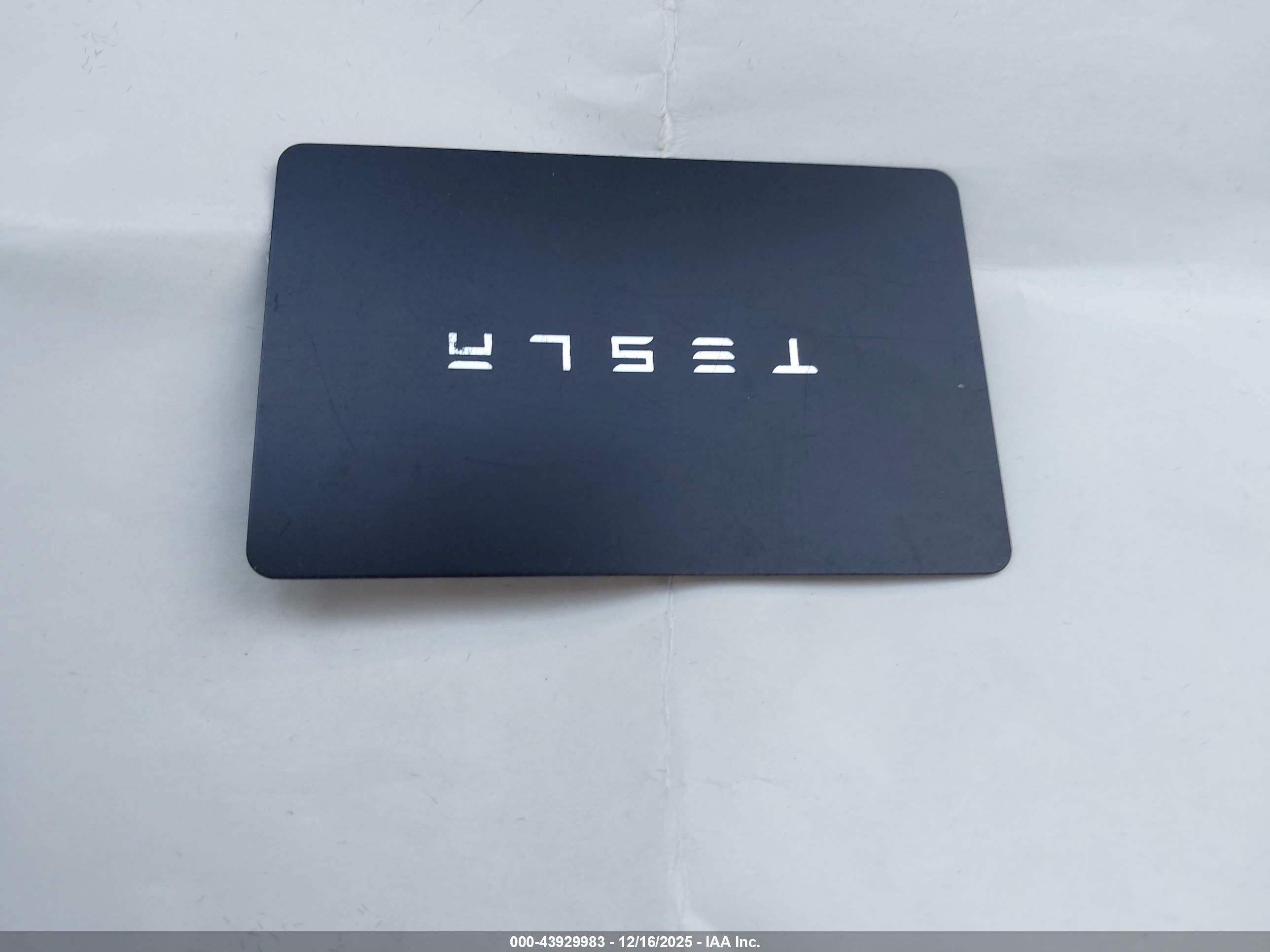 TESLA MODEL image 11