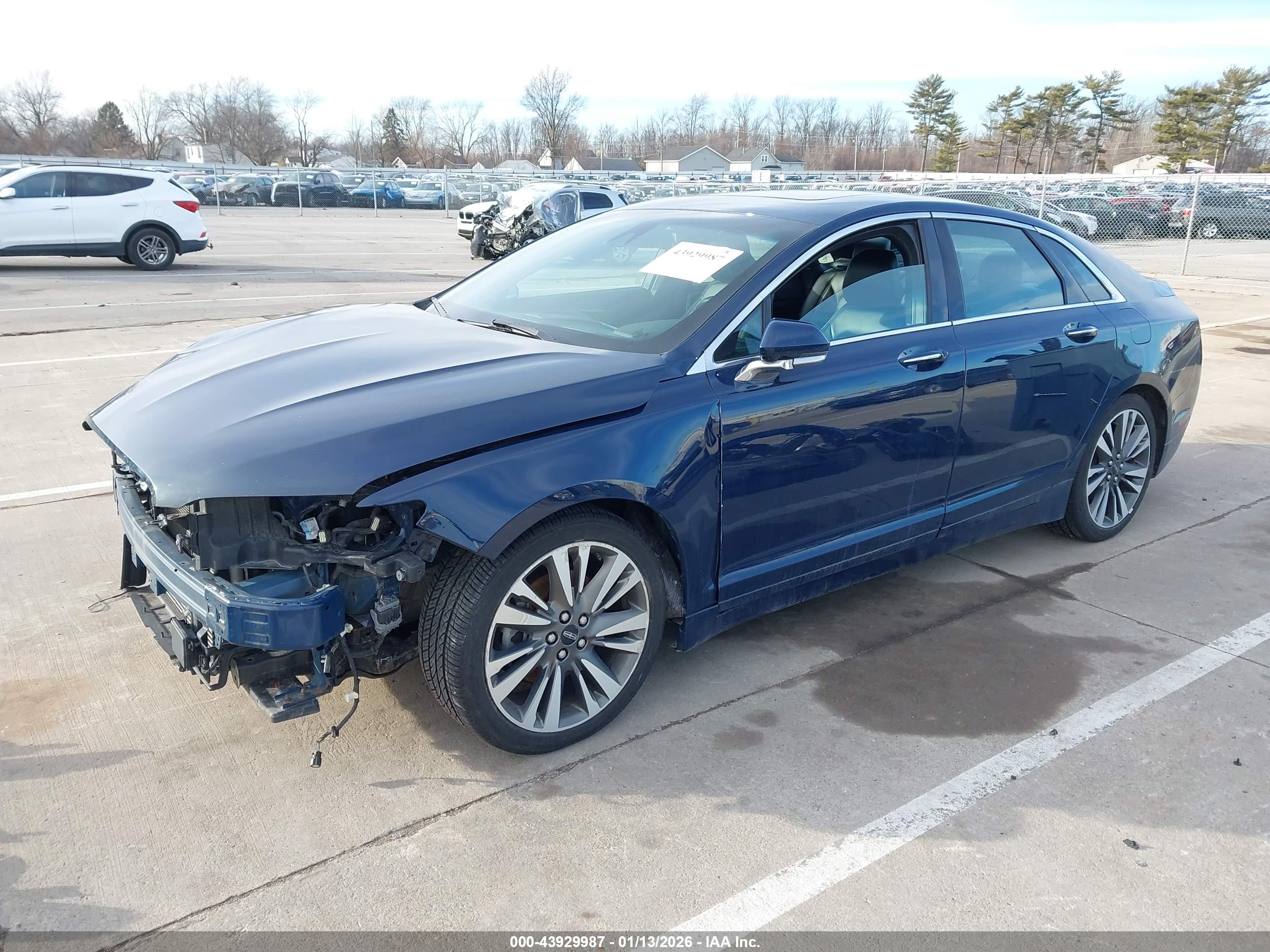 LINCOLN MKZ image 2