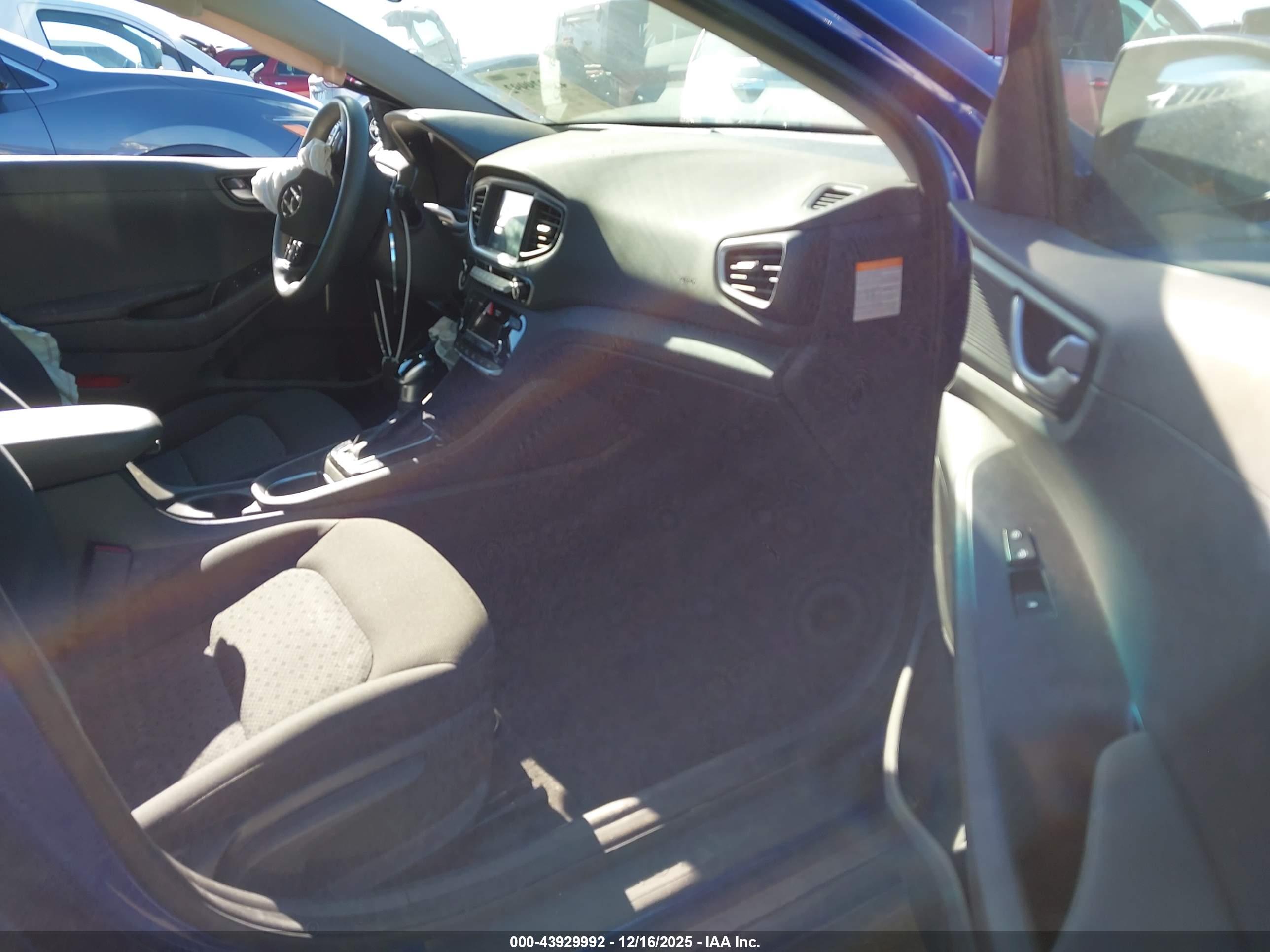 HYUNDAI IONIQ image 5