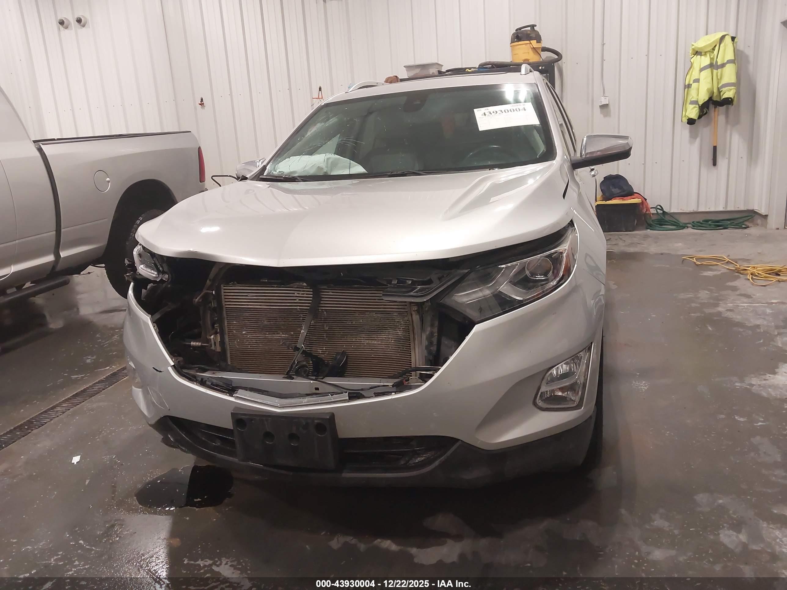 CHEVROLET EQUINOX image 6