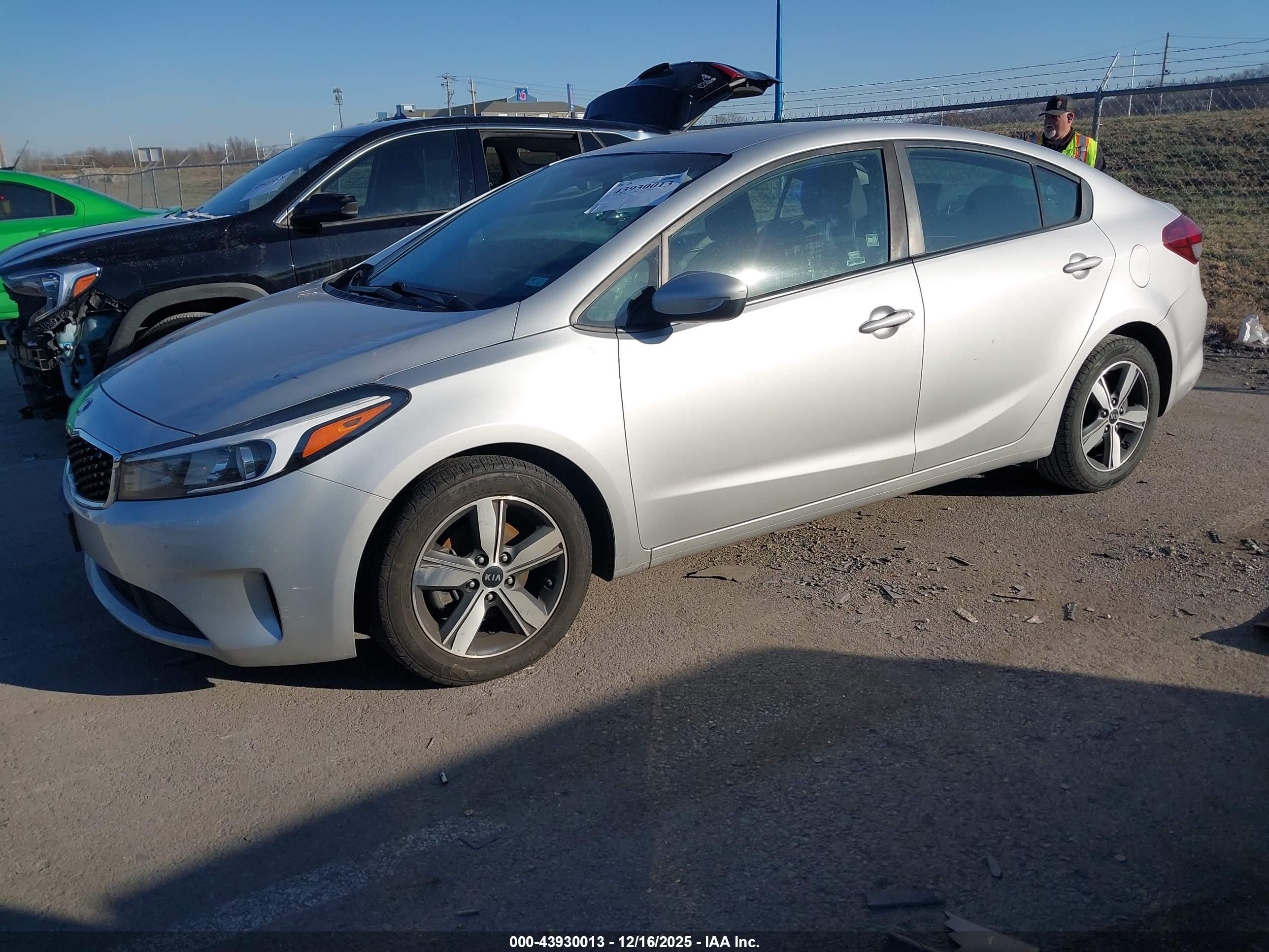 KIA FORTE image 2