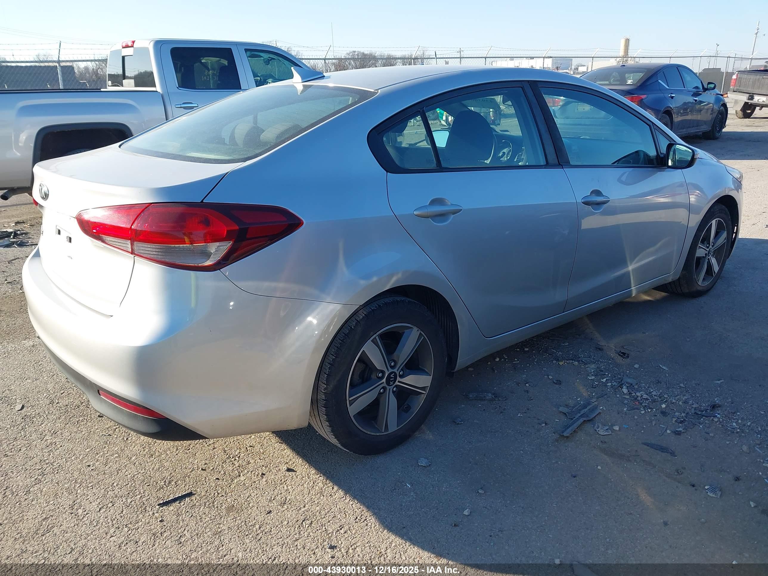 KIA FORTE image 4