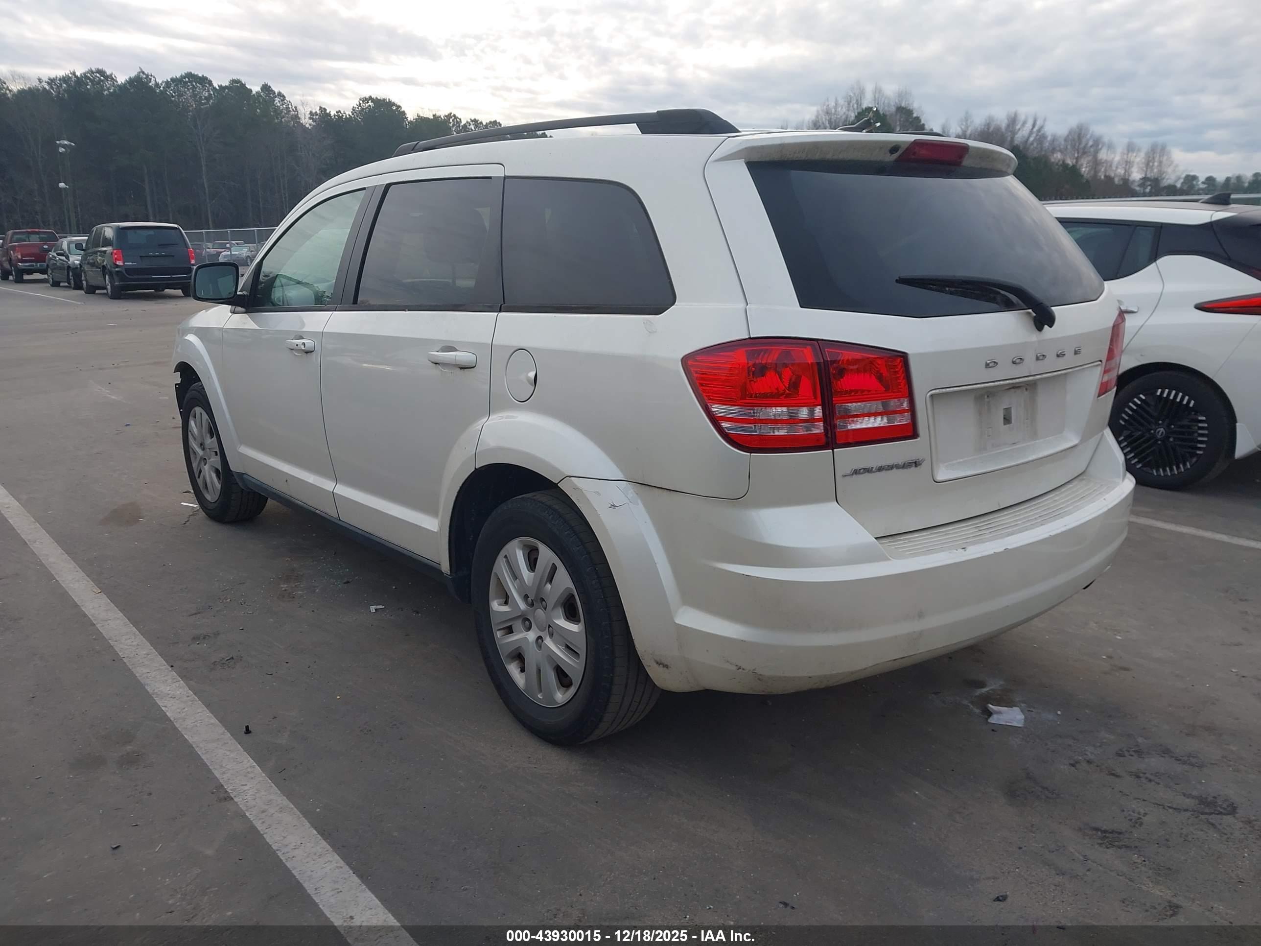 DODGE JOURNEY image 3