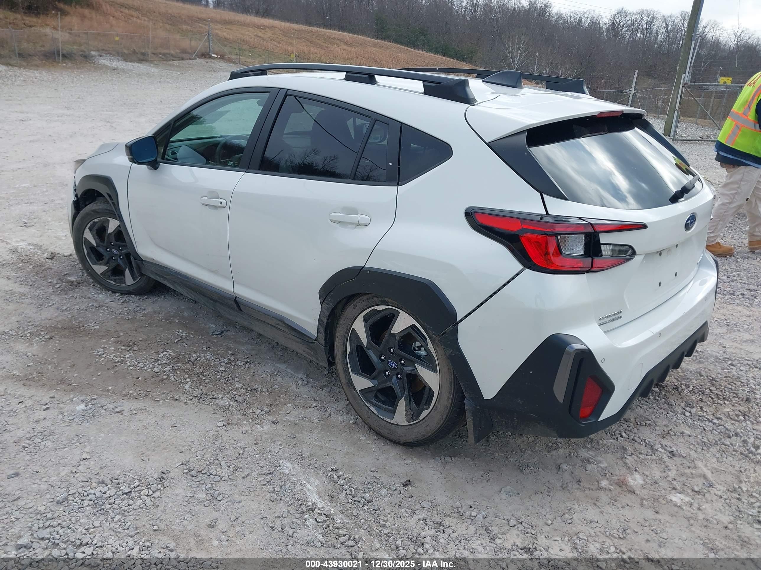 SUBARU CROSSTREK image 3