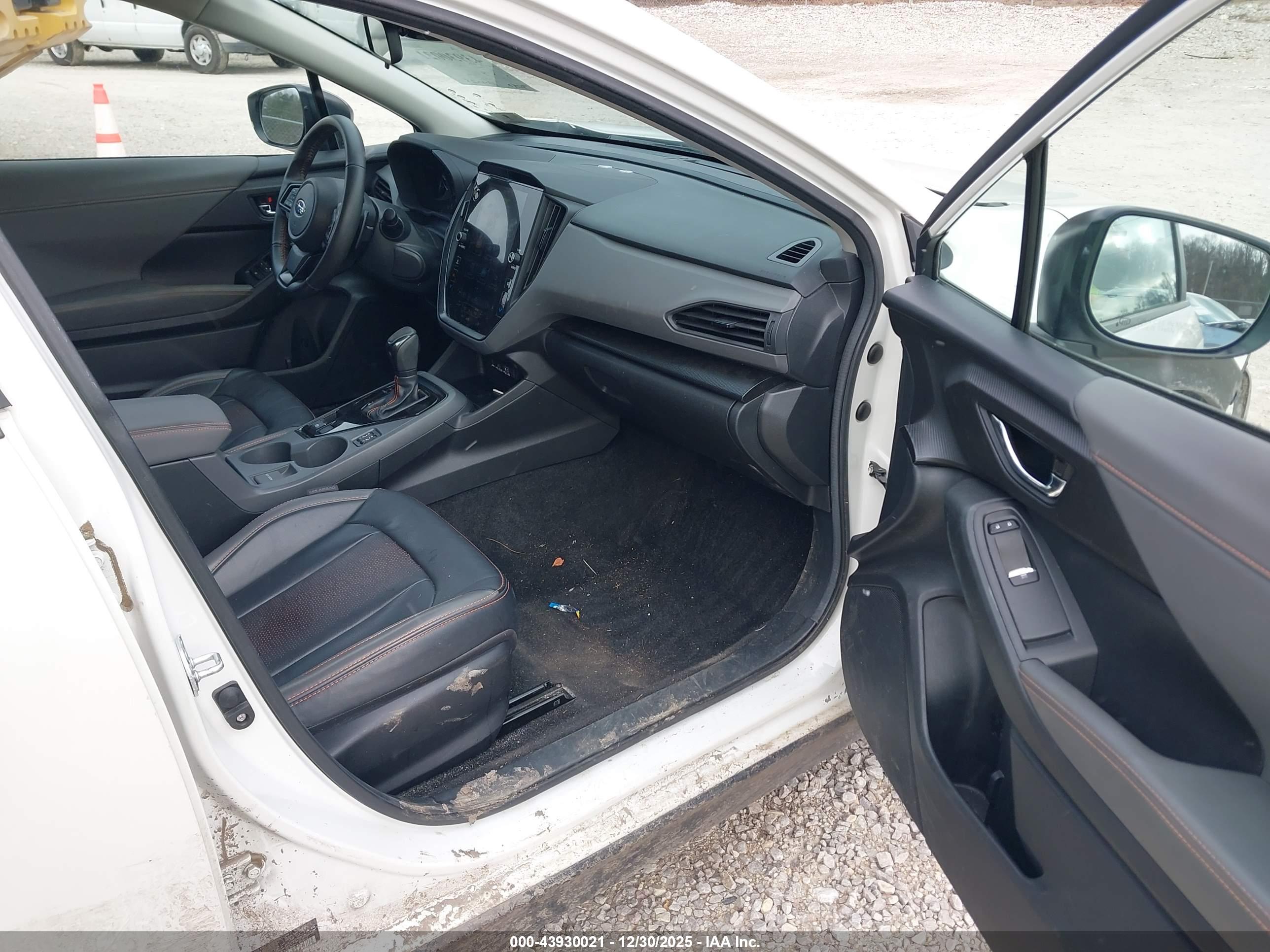 SUBARU CROSSTREK image 5