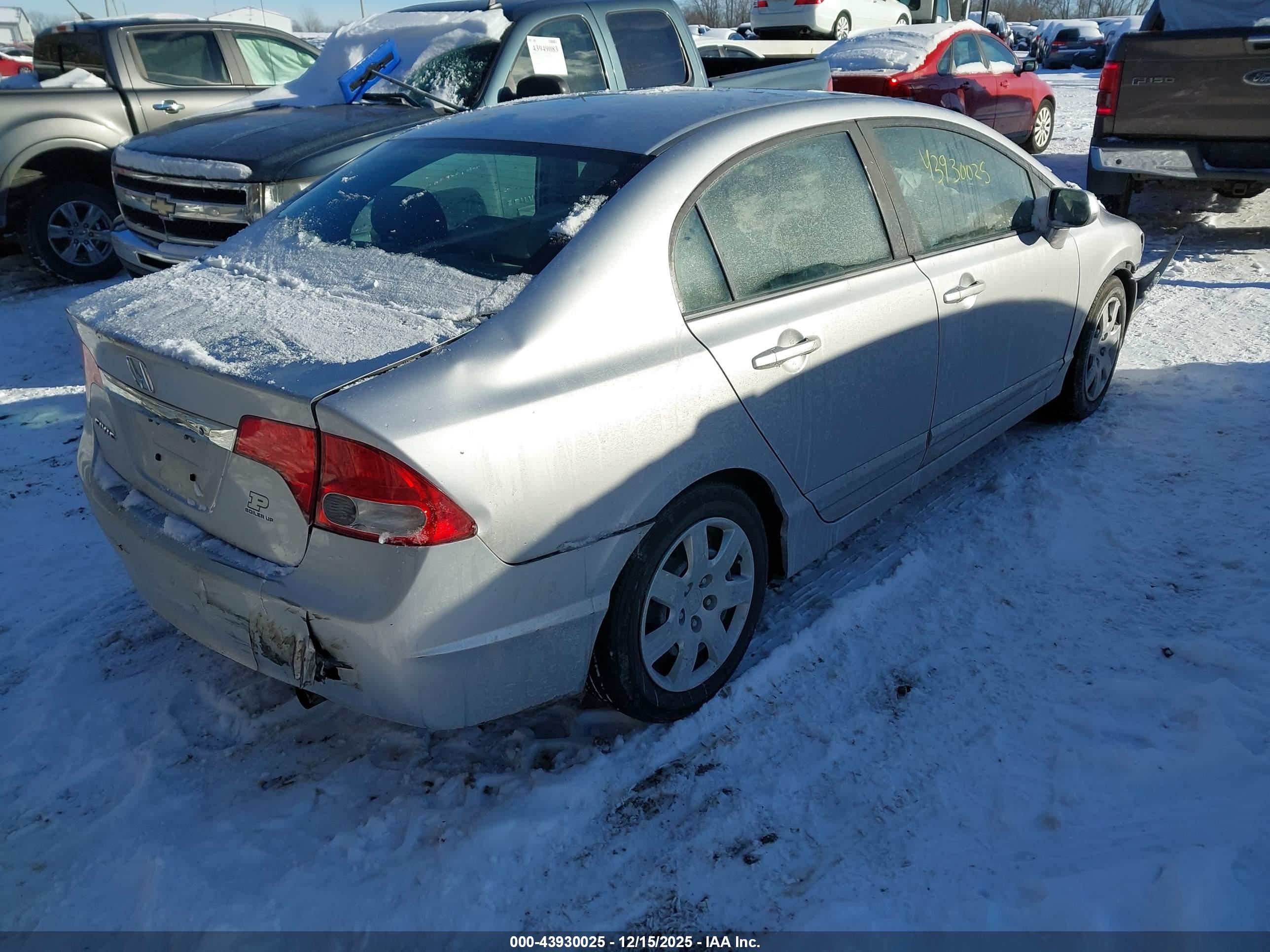 HONDA CIVIC image 4