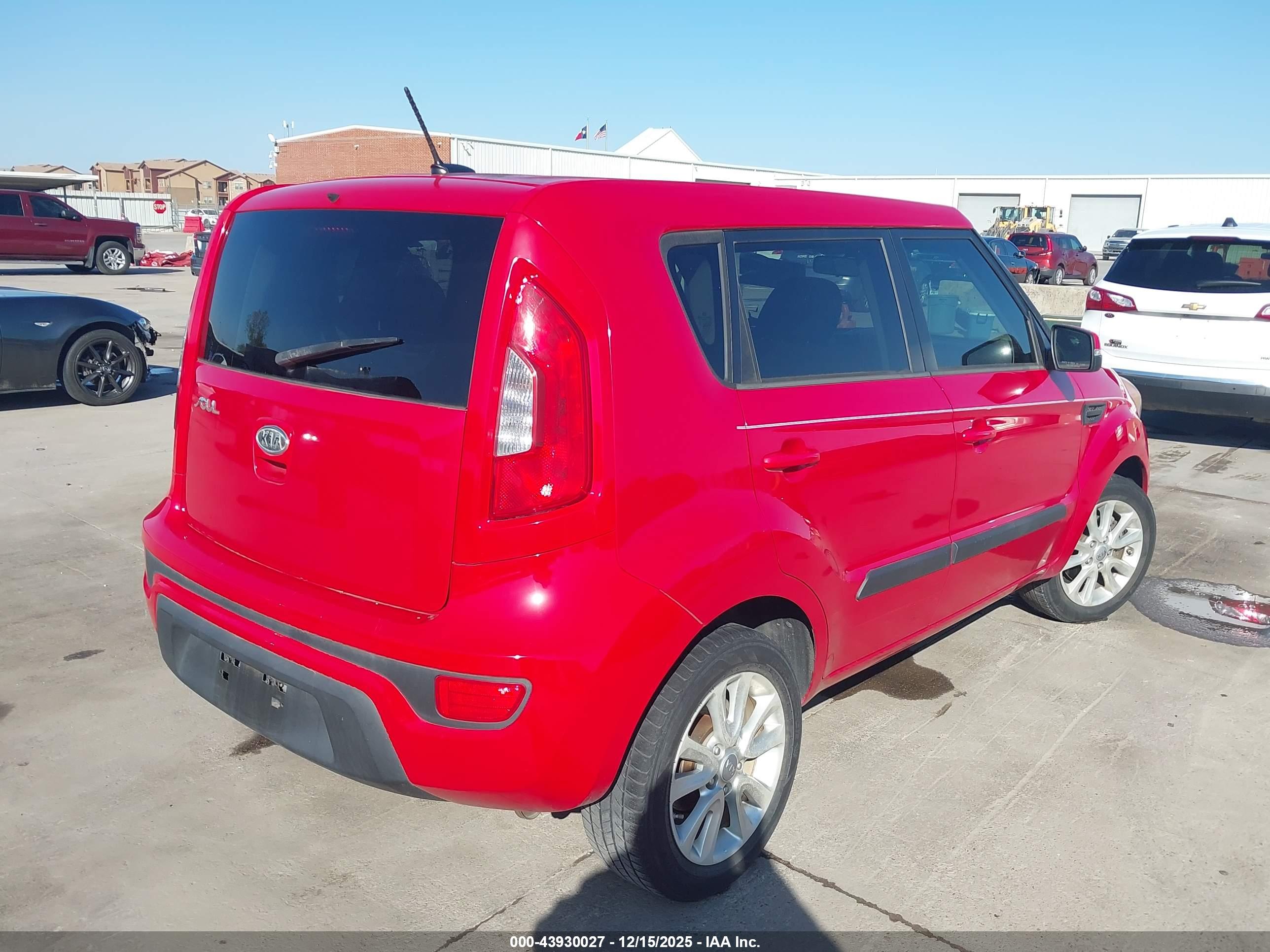KIA SOUL image 4