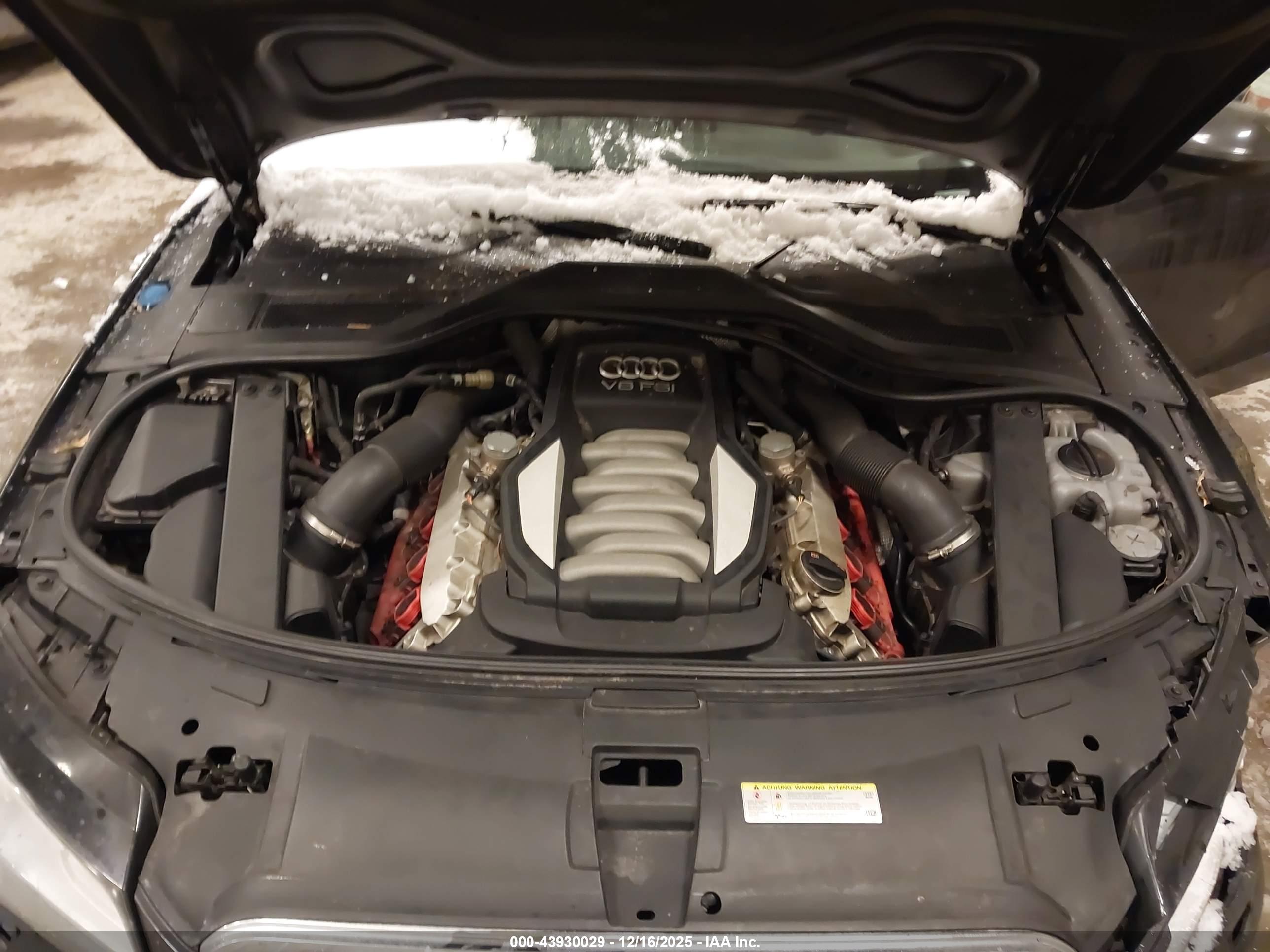 AUDI A8 image 10