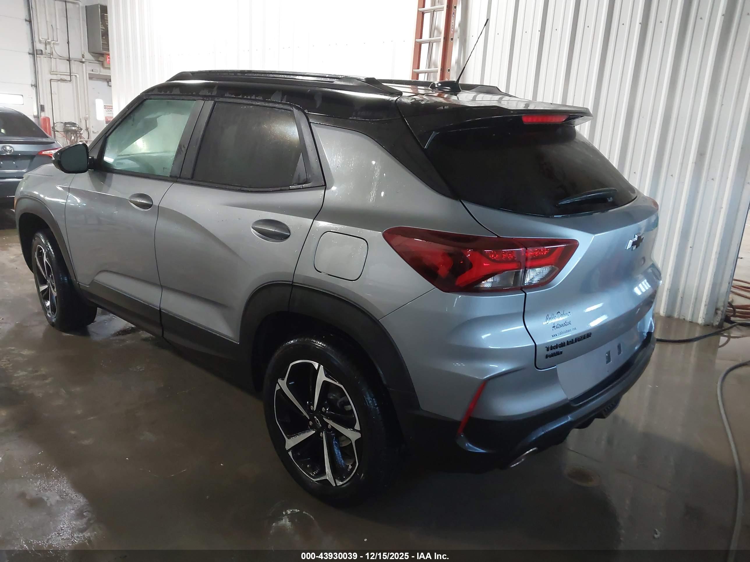 CHEVROLET TRAILBLAZER image 3