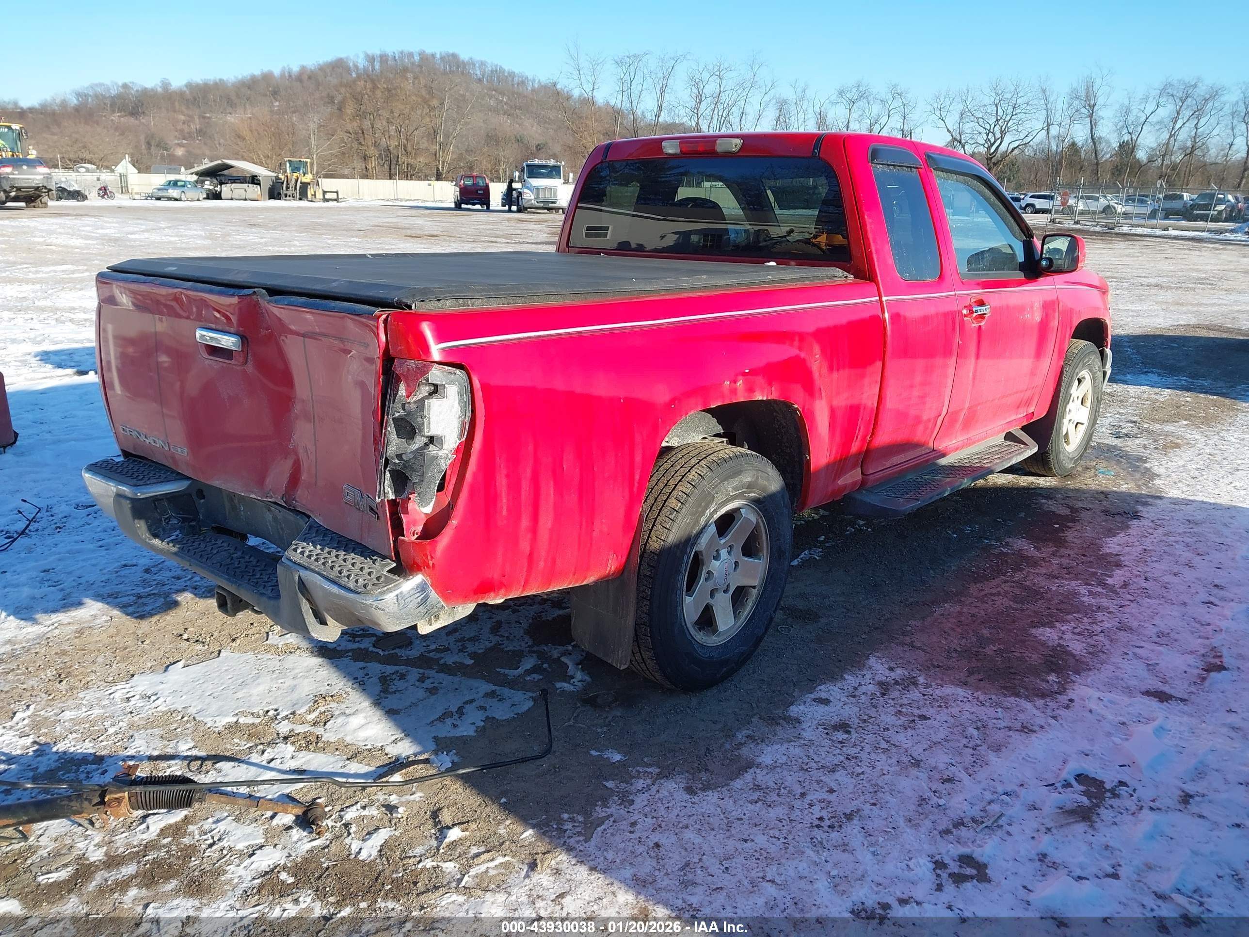 GMC CANYON image 4