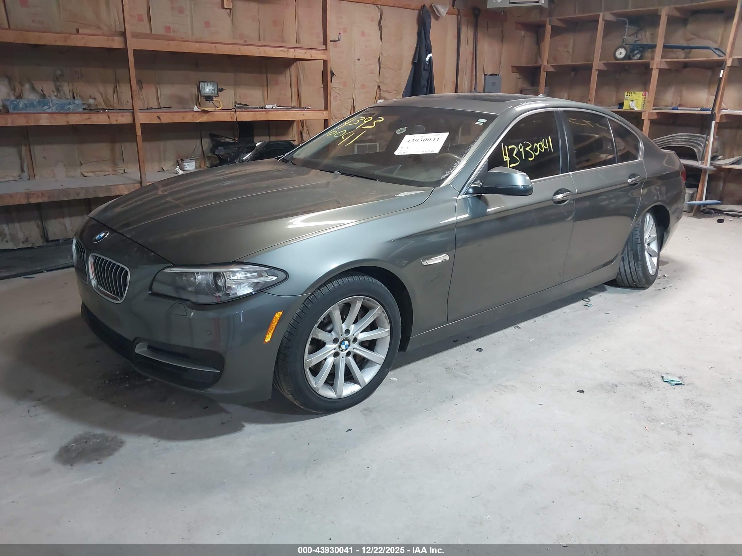 BMW 535I image 2