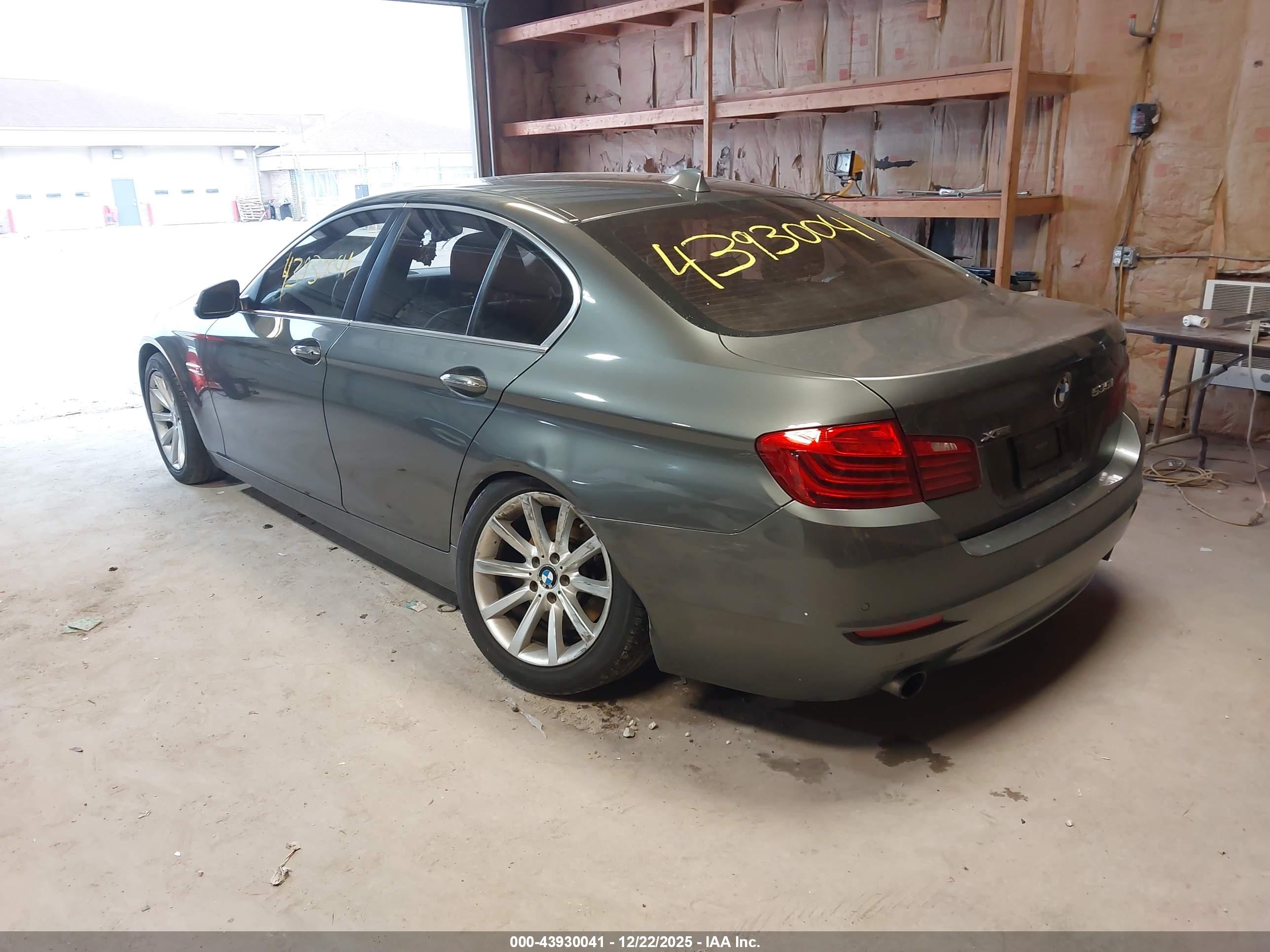 BMW 535I image 3