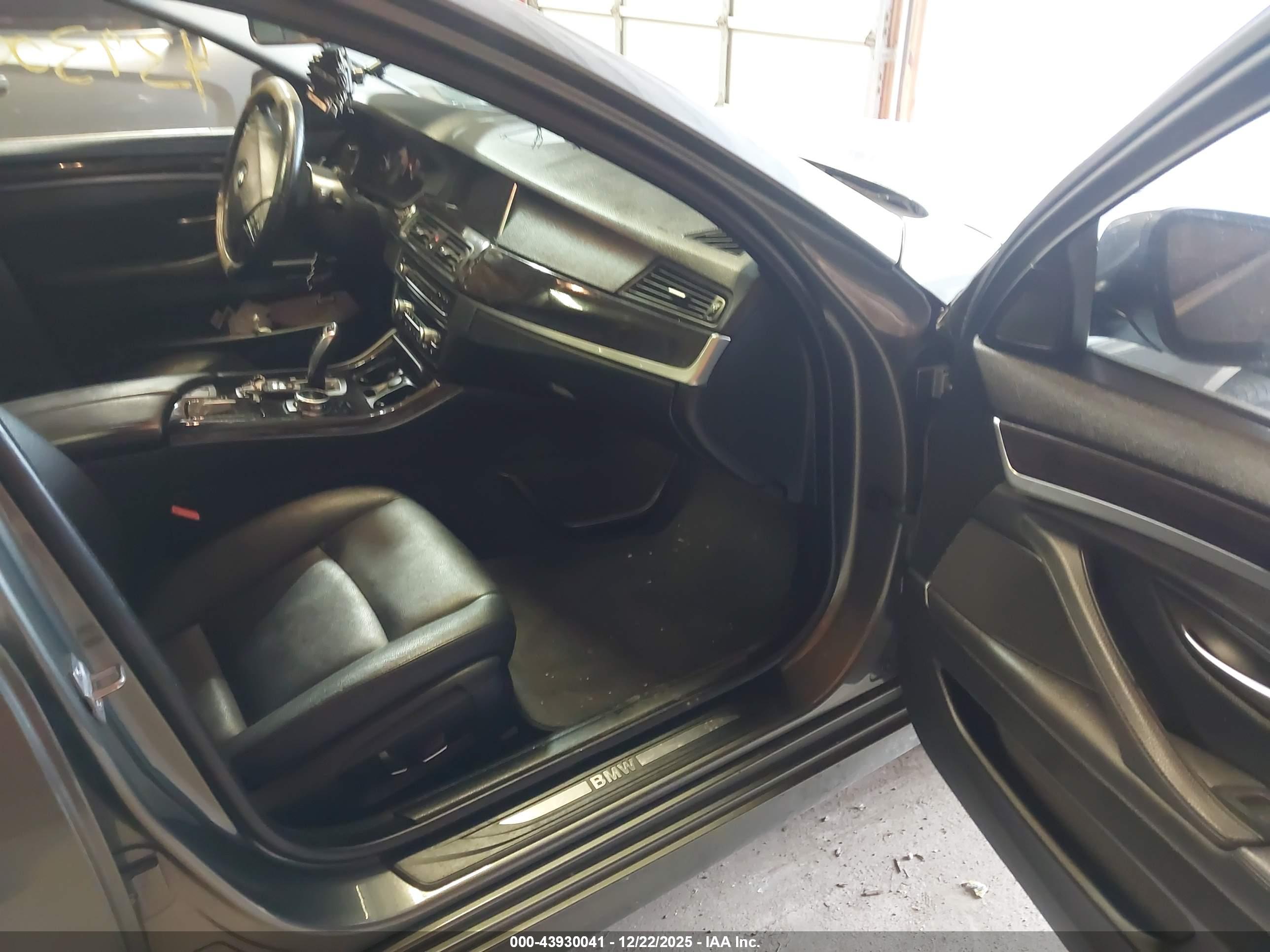 BMW 535I image 5