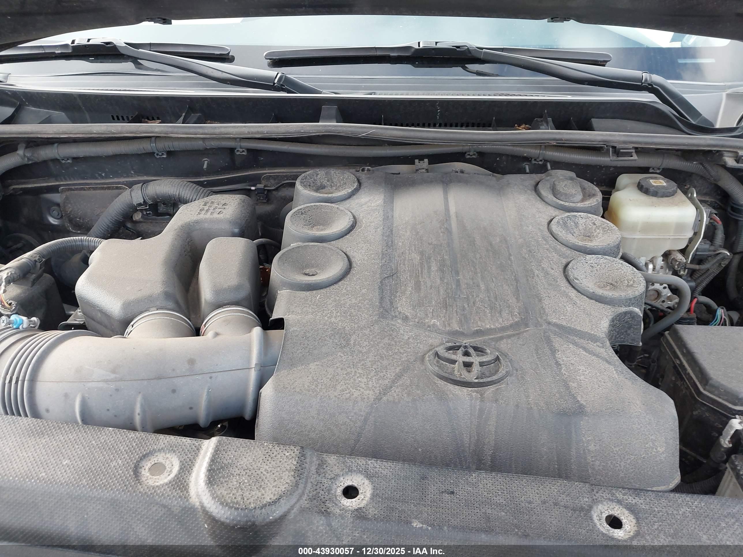 TOYOTA 4RUNNER image 10