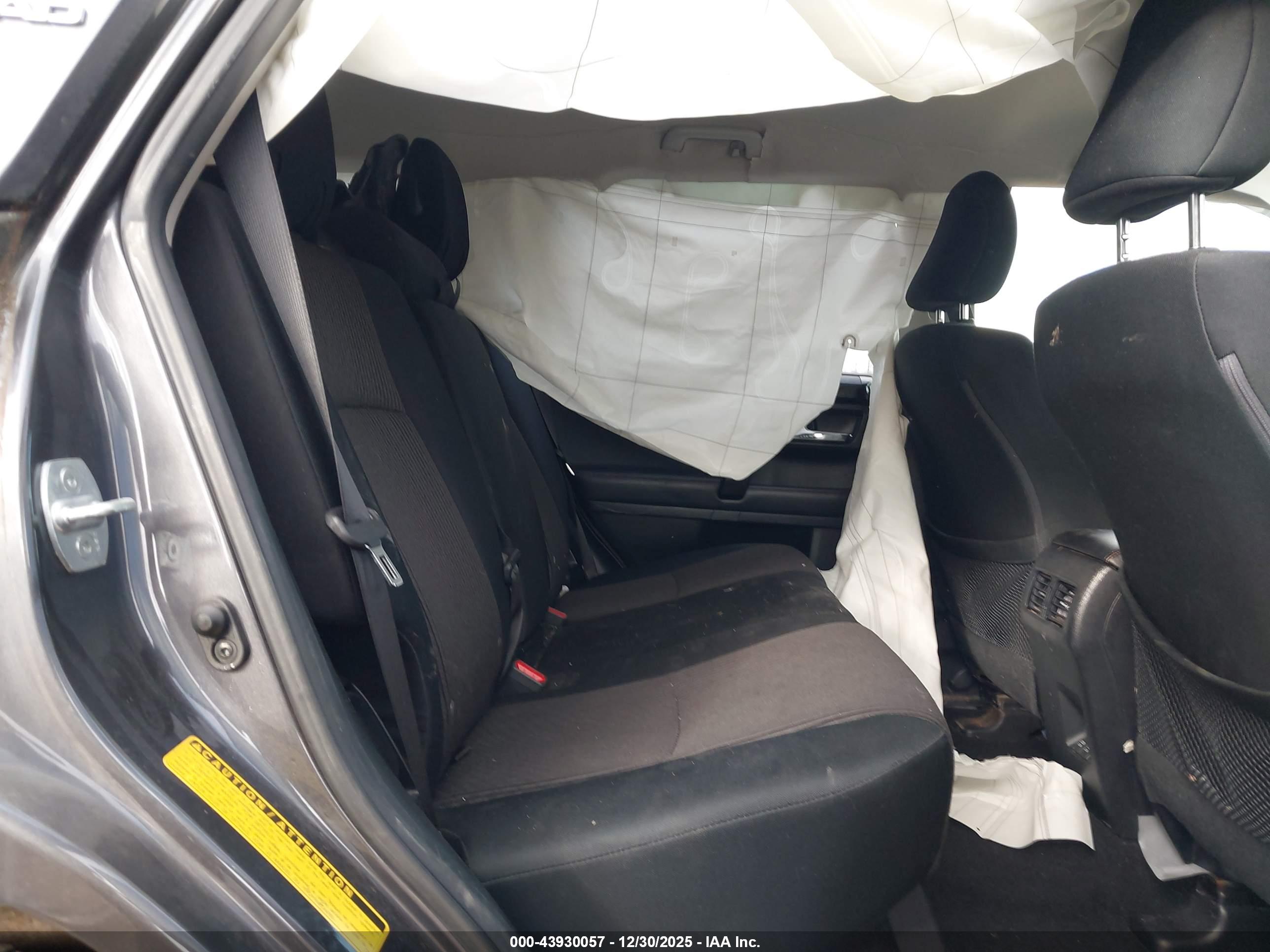 TOYOTA 4RUNNER image 8